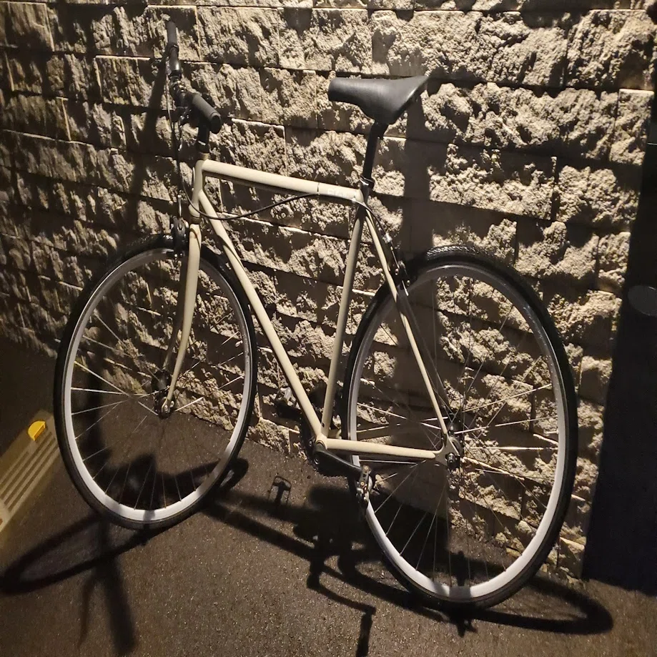 コラム】中古ピストバイクはどこまで変わるのか｜jazz