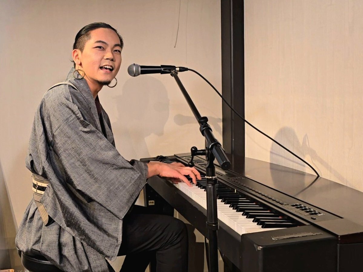 24年7月18日(木曜)☆坂口恭平さんとのライブのサムネ作り 24年7月18日(木曜)☆坂口恭平さんとのライブのサムネ作り