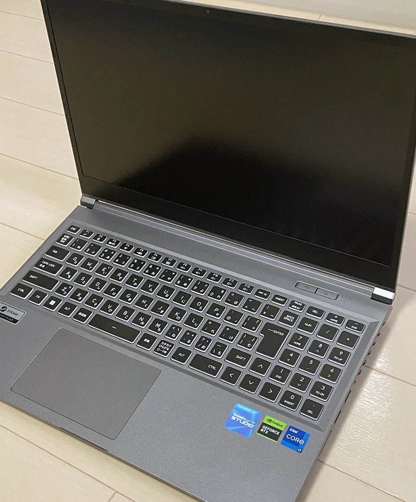 レビュー】ワーケーション用にノートパソコンを購入しました｜にじまる 