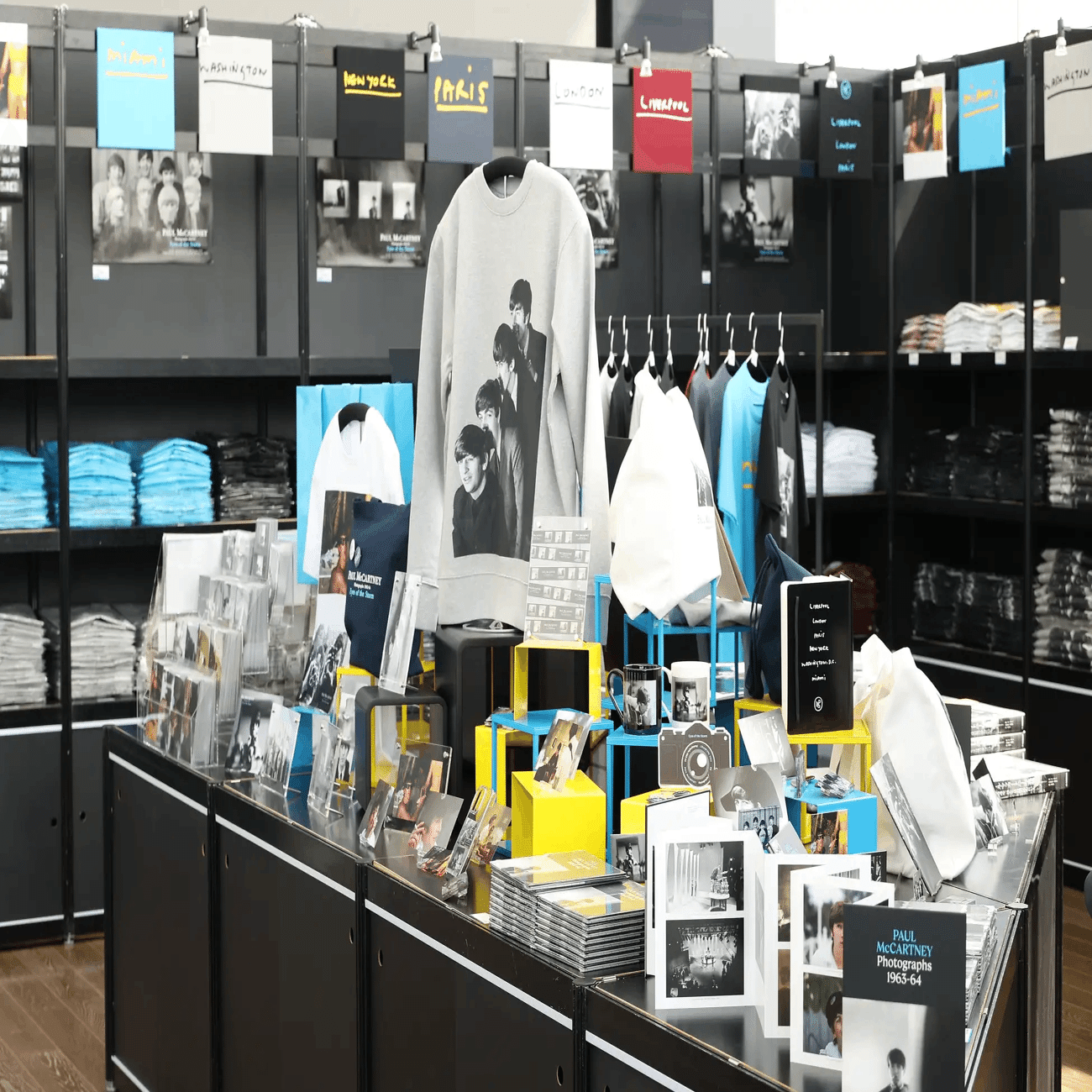 Eyes of the Storm (13) ポール写真展東京展はこう見よう｜mcsky