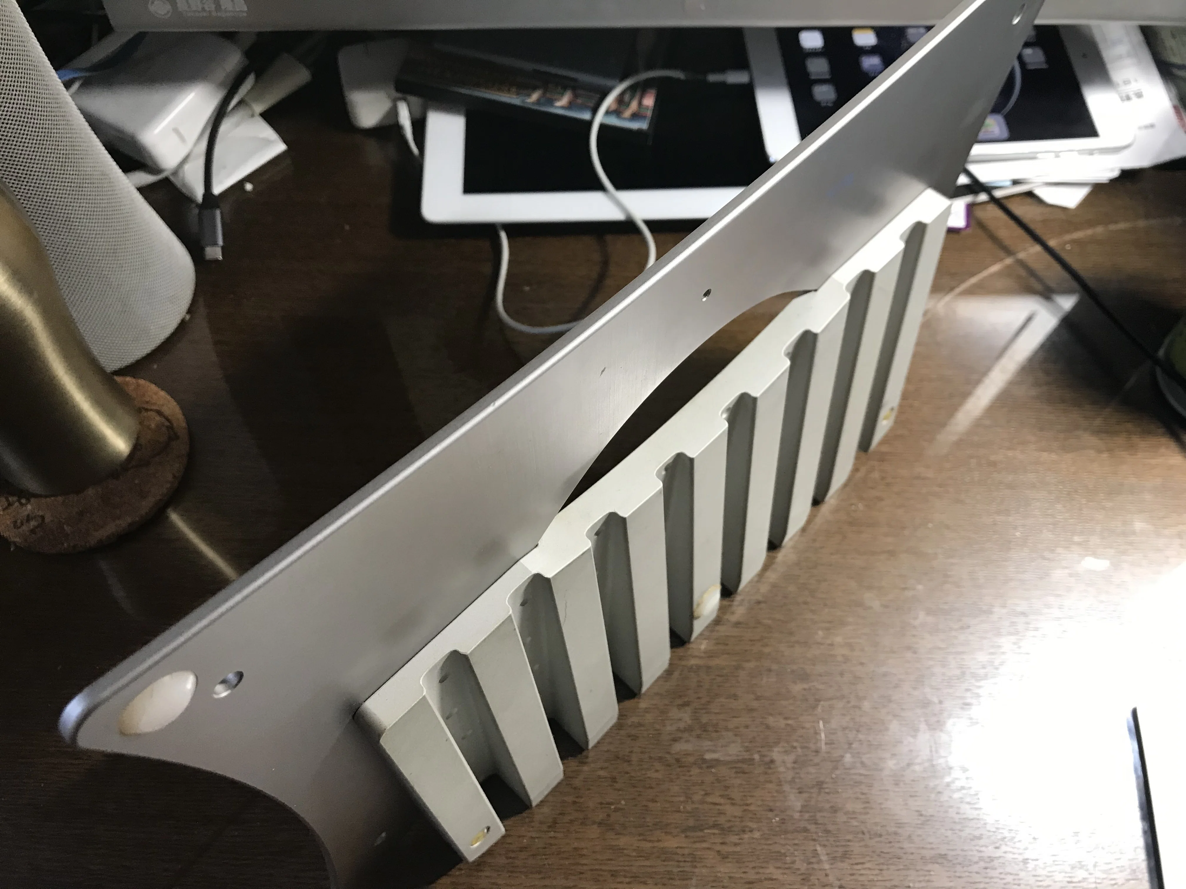 M2 MacBook Airに放熱周辺機器を｜Piyomaru