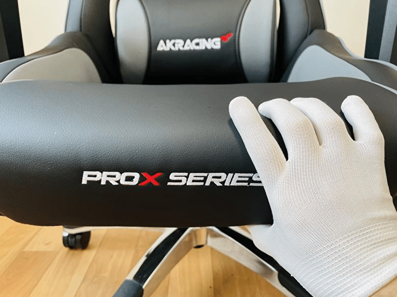 AKRacing Pro-X V2 レビュー。極上の座り心地。女性の身長でもOK
