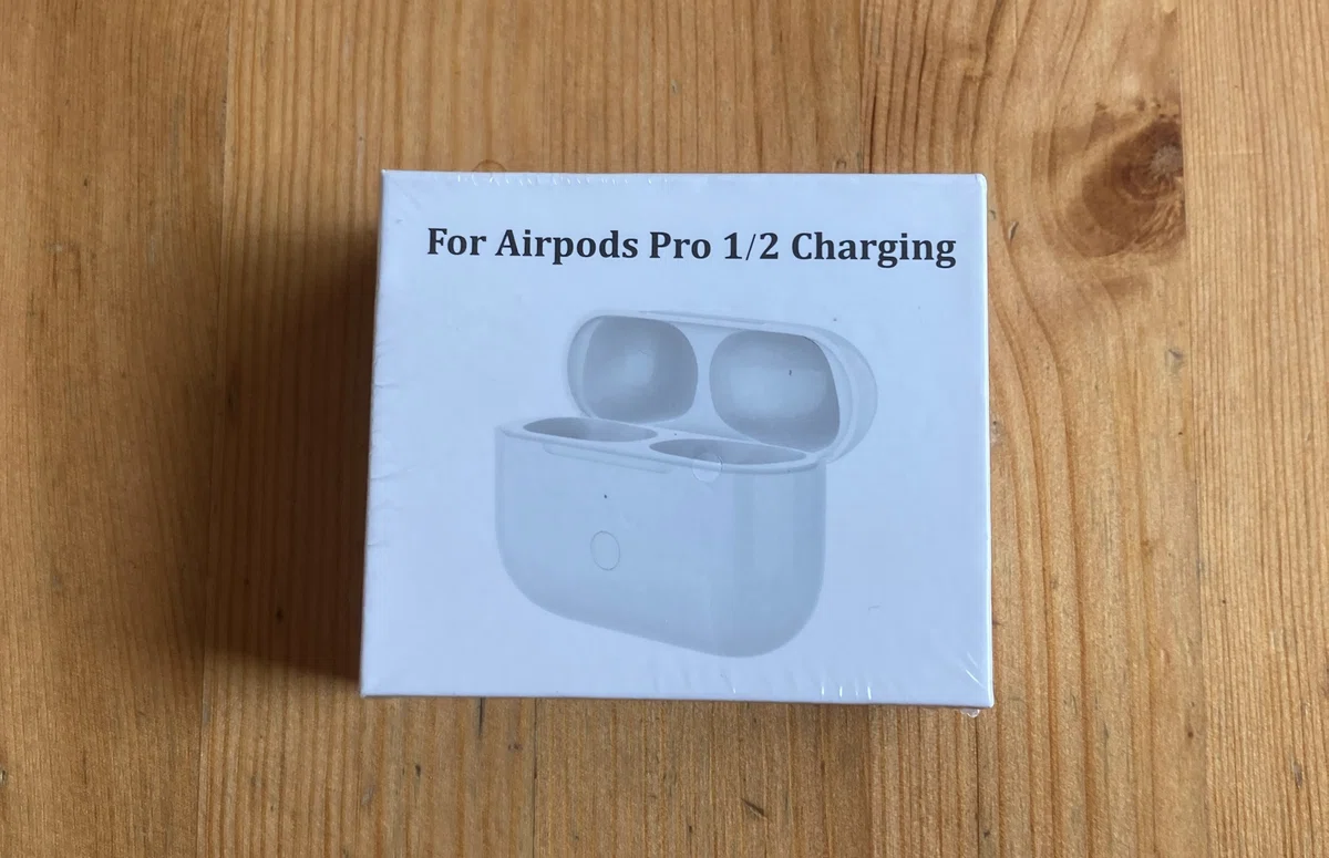 AirPodsケースを買い替え｜安井清一郎