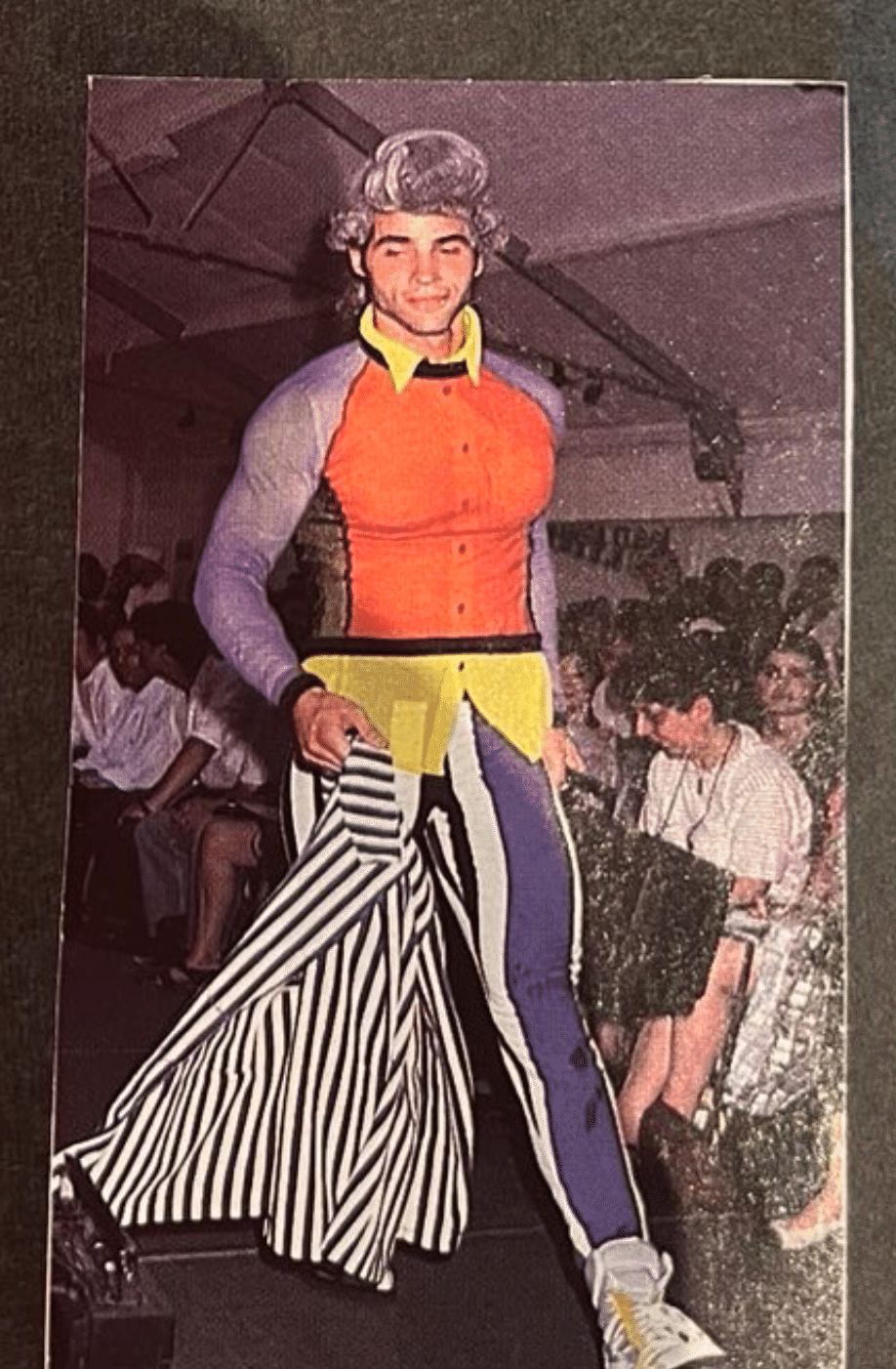 ジムのカサノヴァ~1992年ゴルチエ~体育館でファッションショー｜横井