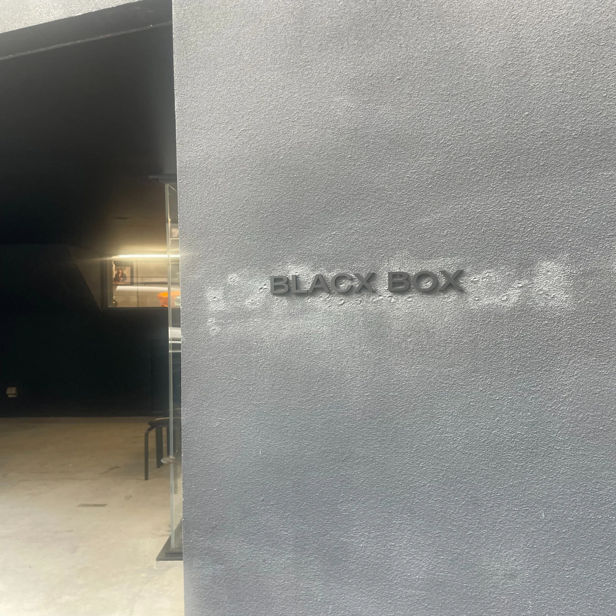 インスタ上でめっちゃワクワクしたのに... 【小売探訪】 ”blacx box 