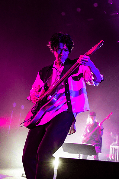 WANDS ライブツアー2024 BOLD ライブフォトブック 上原大史 柴崎浩 Amazon.co.jp: WANDS Live Tour 2024 ~ BOLD ~ [Blu-ray