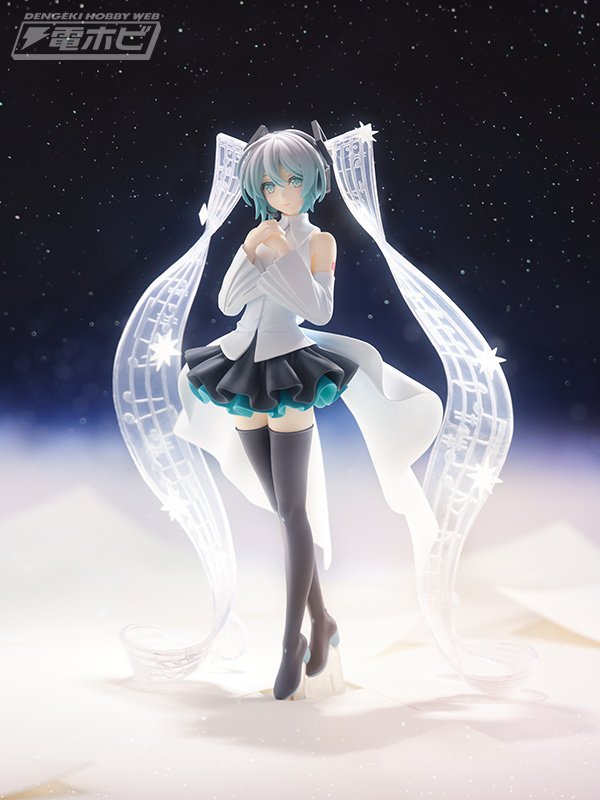 五線譜デザインのツインテールも再現！『Little Missing Stars