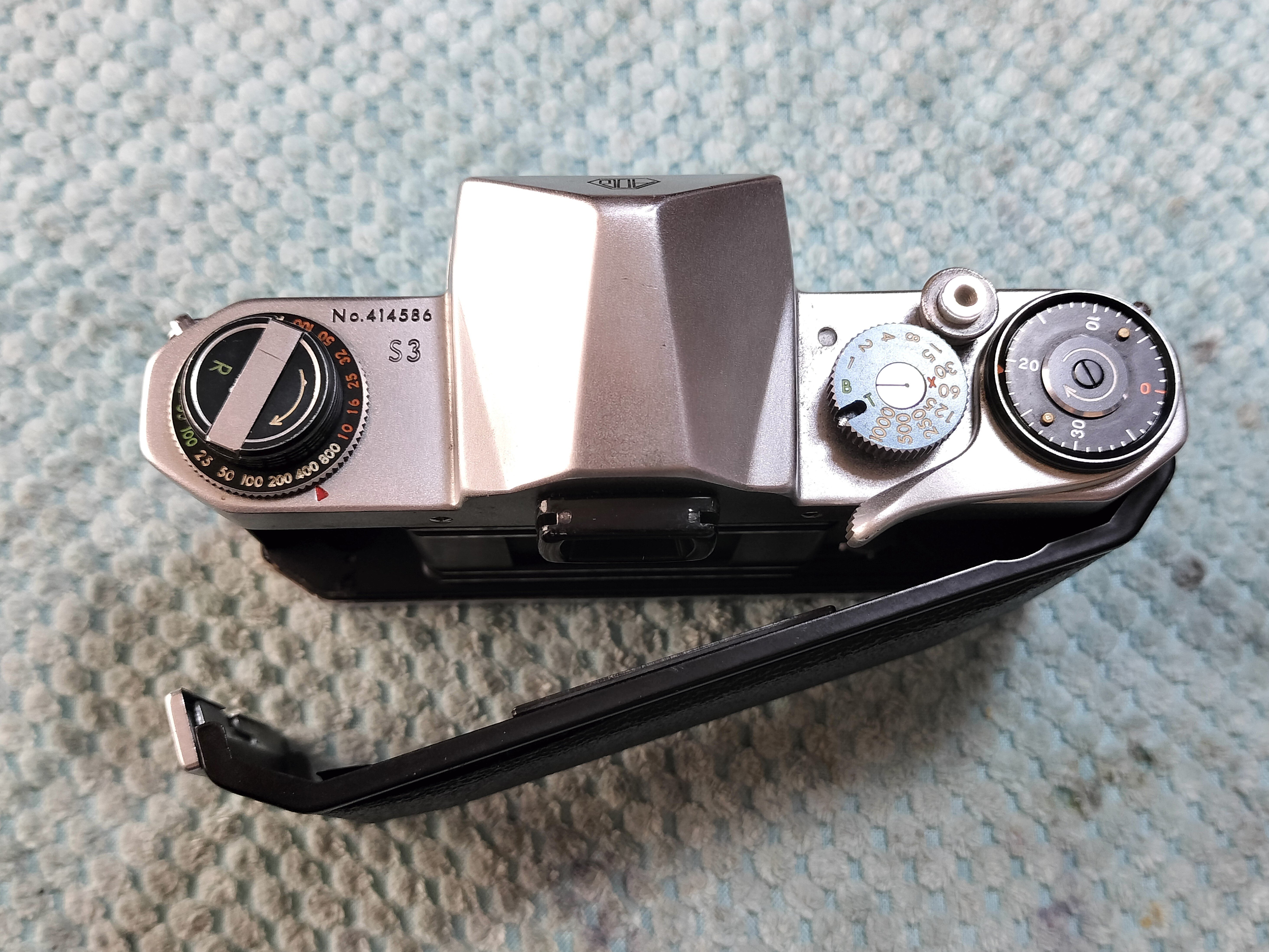 Pentax S3の分解｜フィルムカメラ修理のアクアカメラ