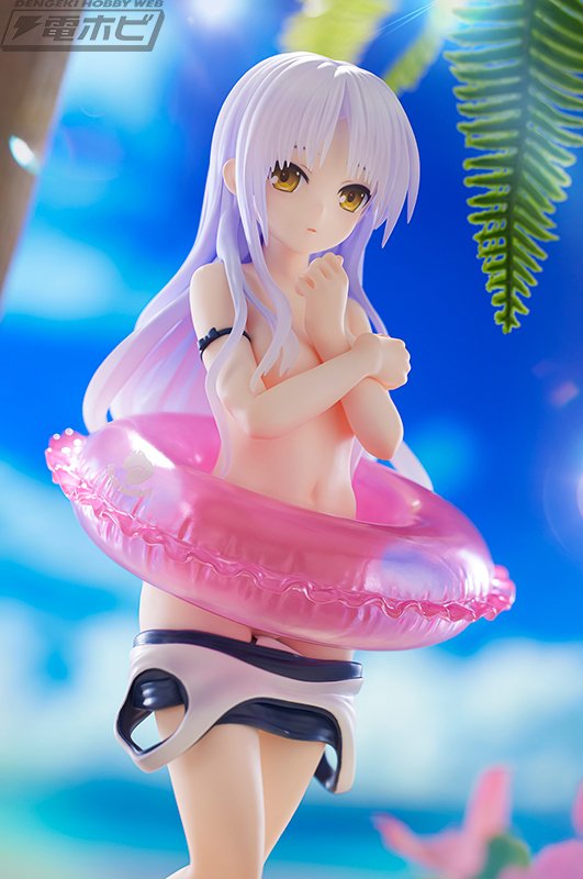 Angel Beats! 立華かなでスクール水着ver. B2タペストリー Angel Beats!』立華かなでが大胆な着こなしのスクール水着姿で