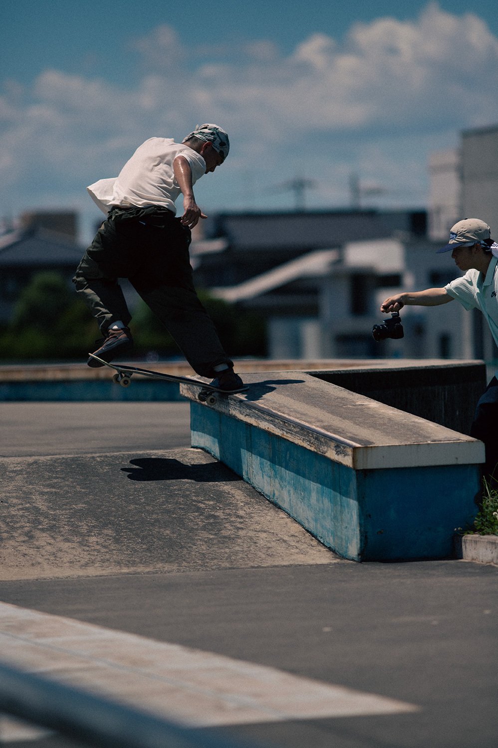 NIKE SB Federation Kits&Agnosticとスケートボードが持っているメダル