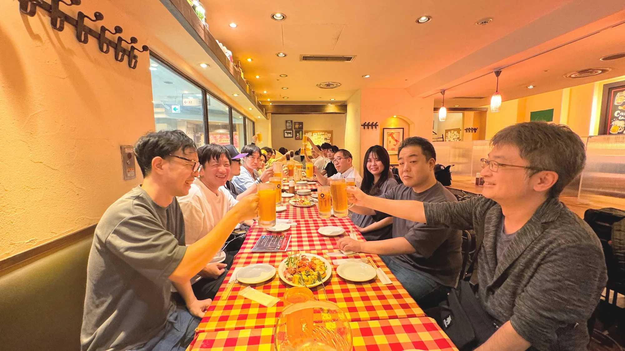 田町駅・三田駅直結の大衆系イタリア食堂で社内交流会【大人数OK 田町駅・三田駅直結の大衆系イタリア食堂で社内交流会【大人数OK