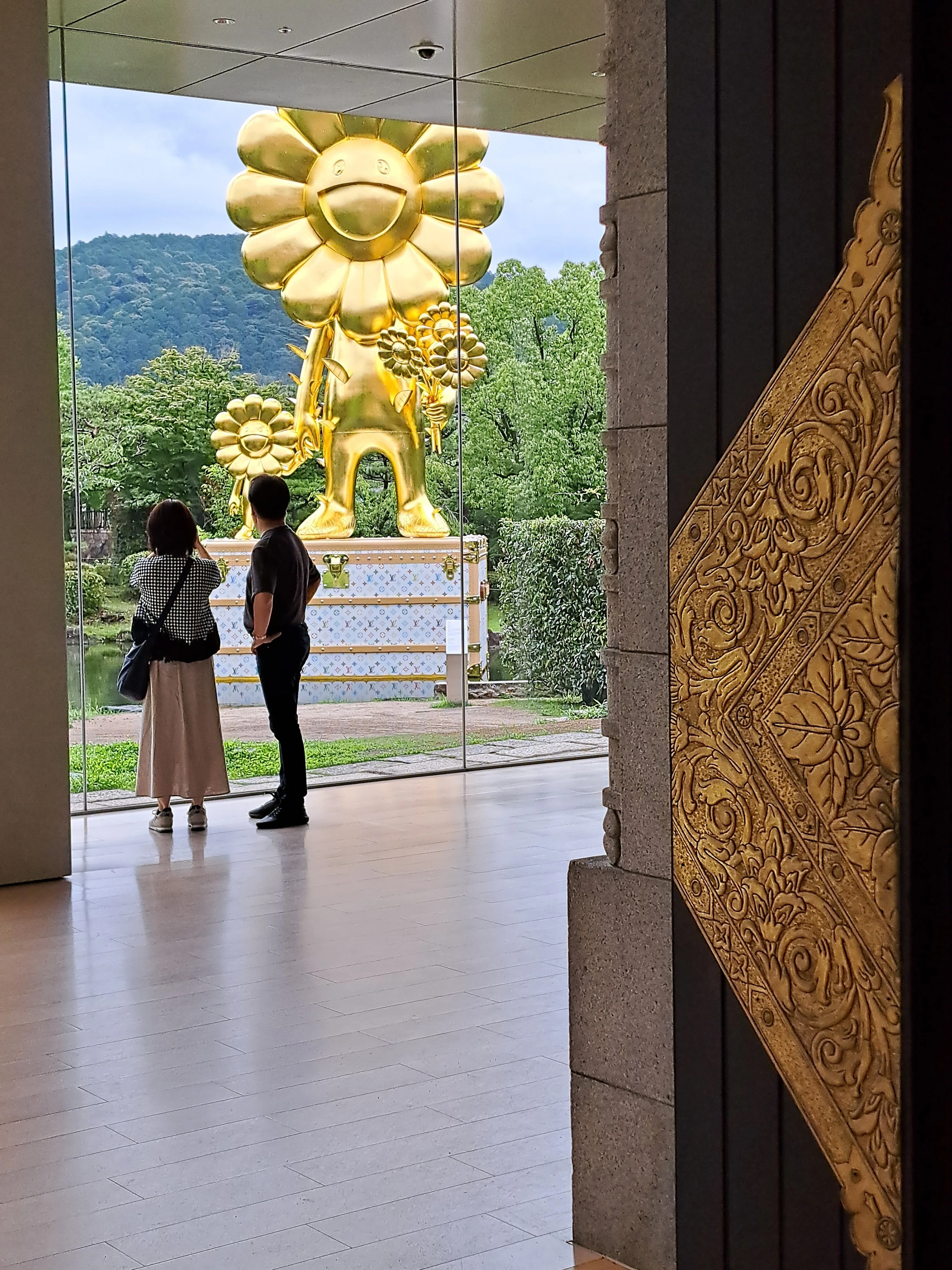 村上隆もののけ京都」展（1）：なぜ訪問？ スケッチとは無縁の村上隆