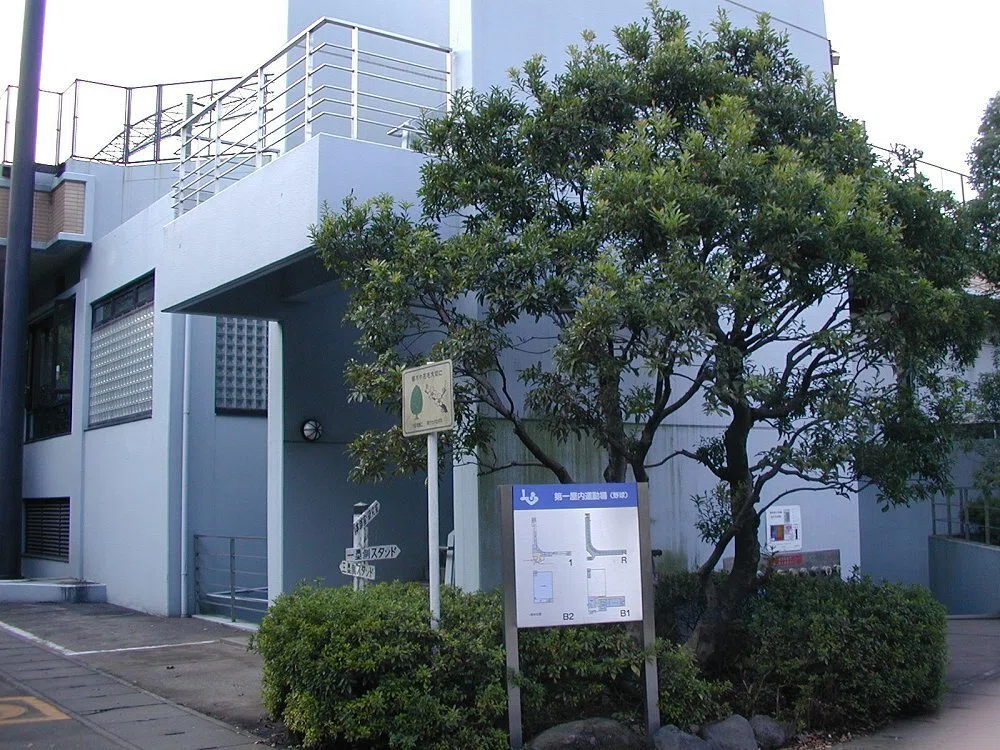 野球場図鑑／日本体育大学健志台野球場｜蘭兵衛