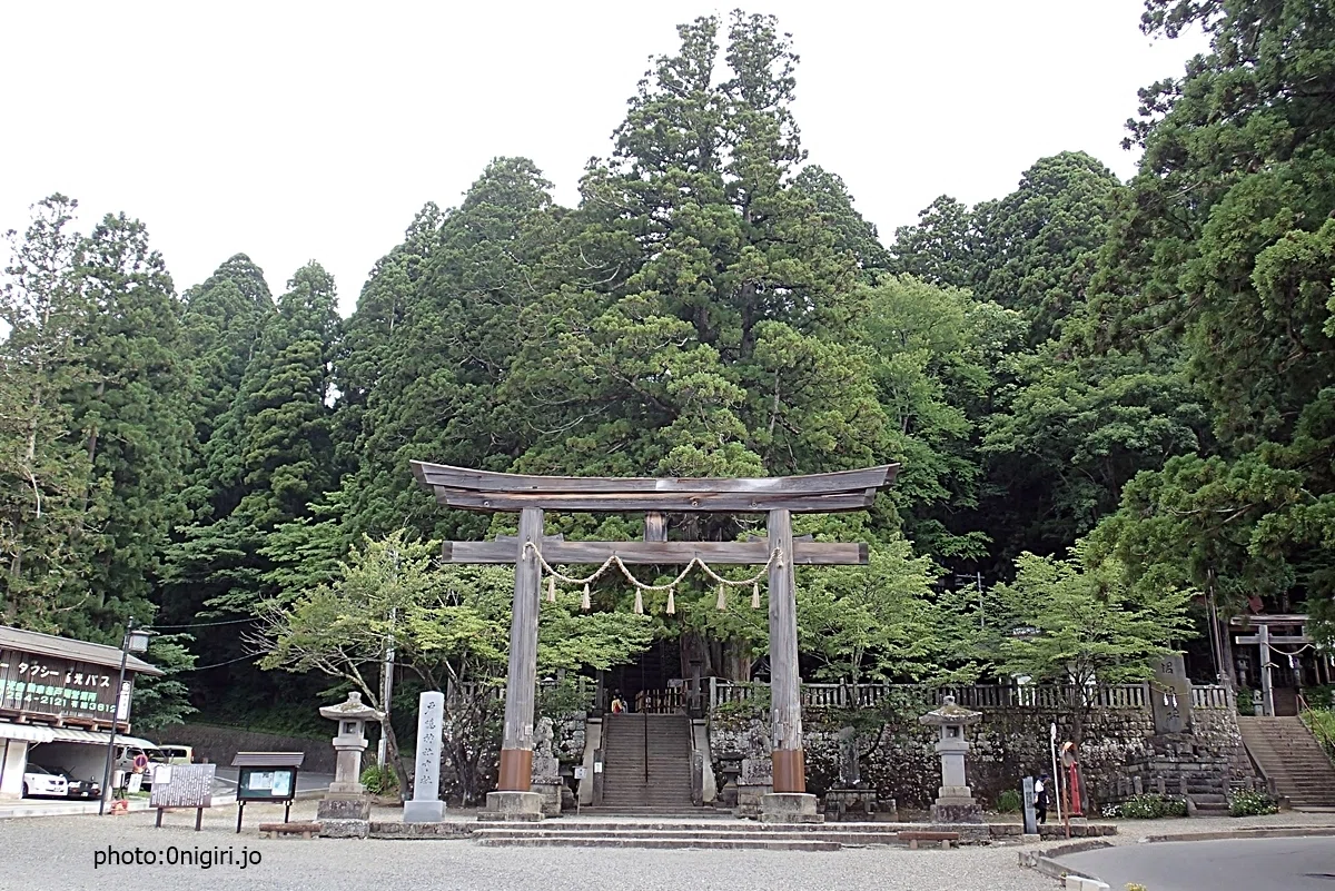 御尊像 天手力男神(あめのたぢからおのかみ)木彫 日本神話 戸隠神社