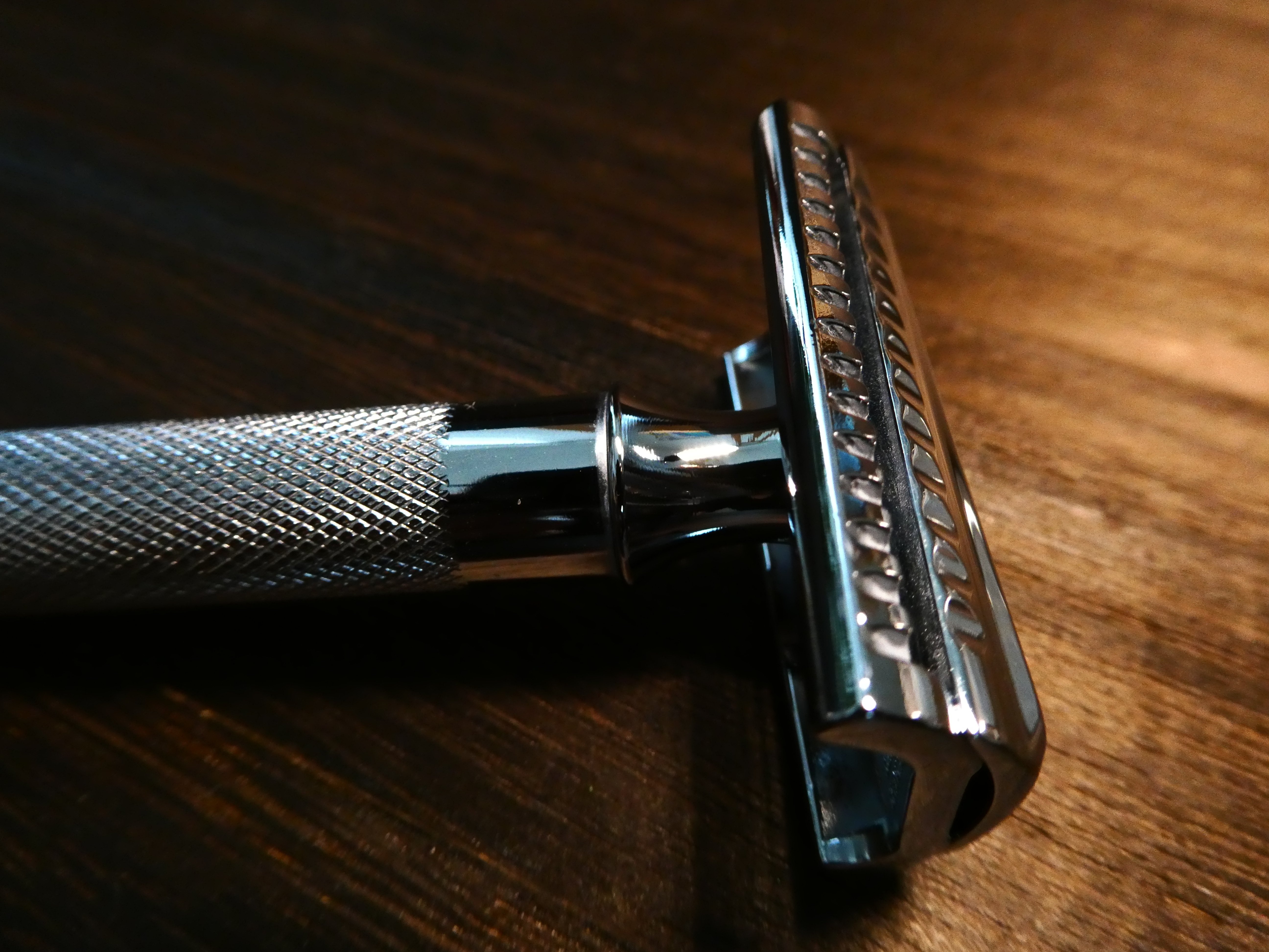 ひげそり」MERKUR37C｜でんちゅう