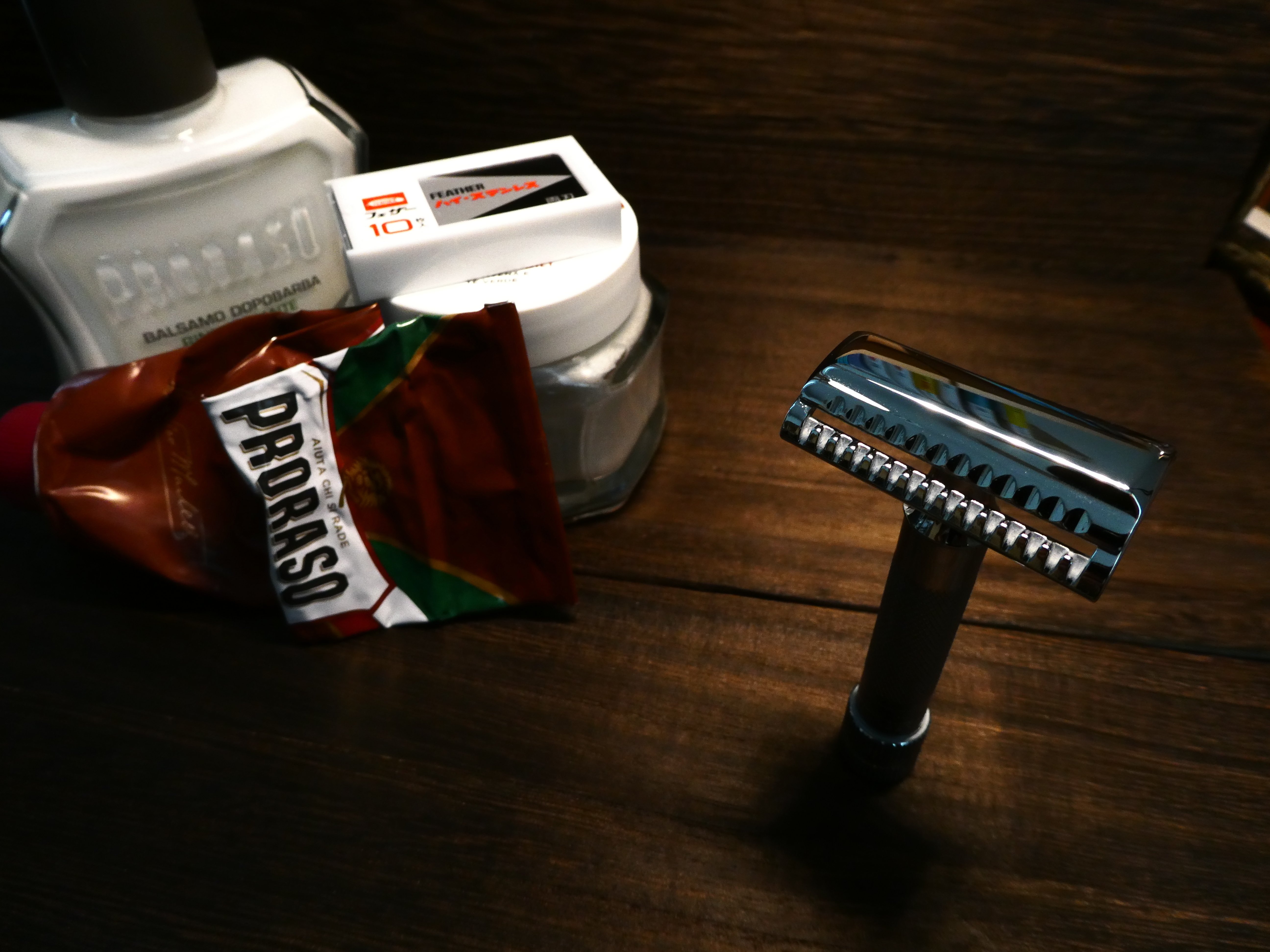 ひげそり」MERKUR37C｜でんちゅう