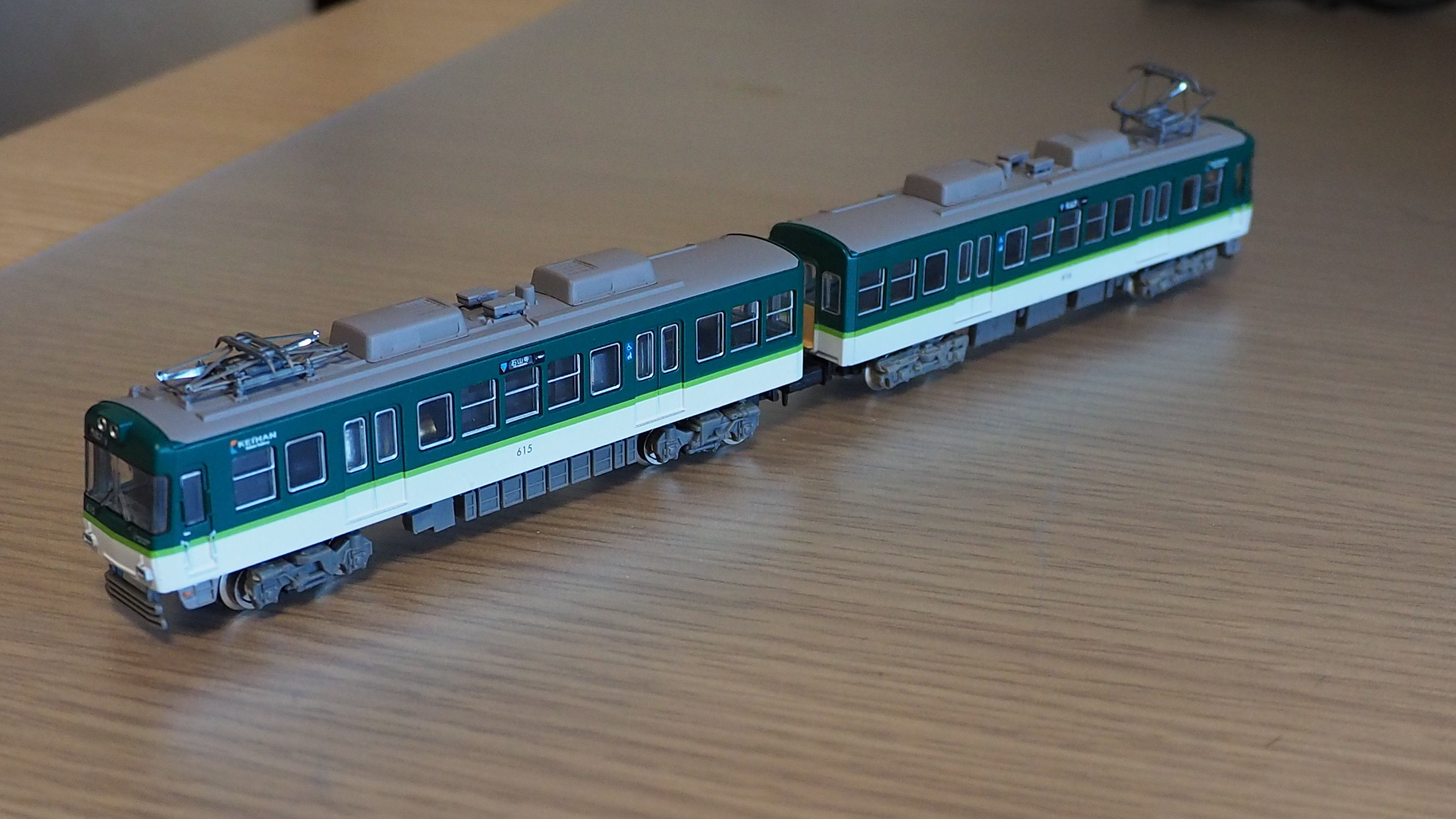 京阪電車大津線600系｜Akio van der Meer