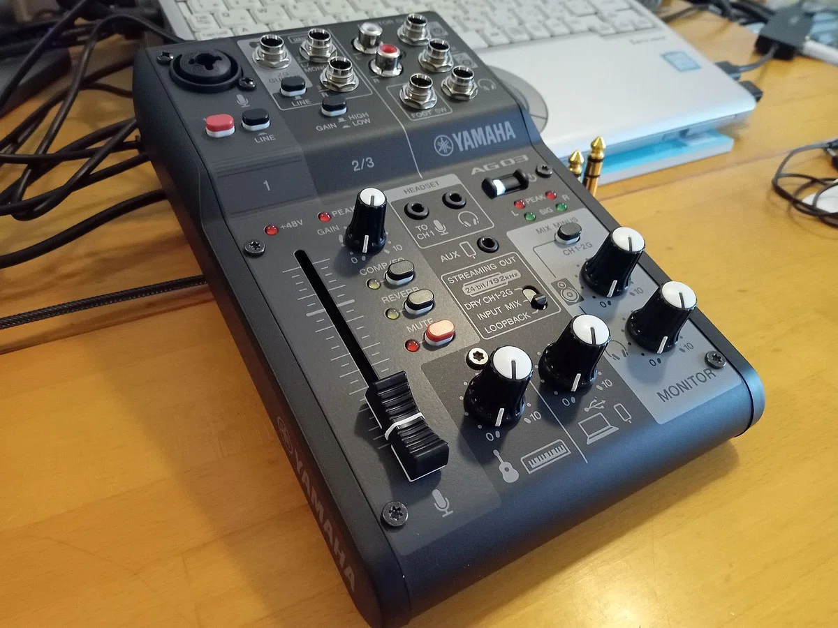 m*o様 YAMAHA AG03 USBオーディオインターフェースと他配信出来そ （24 