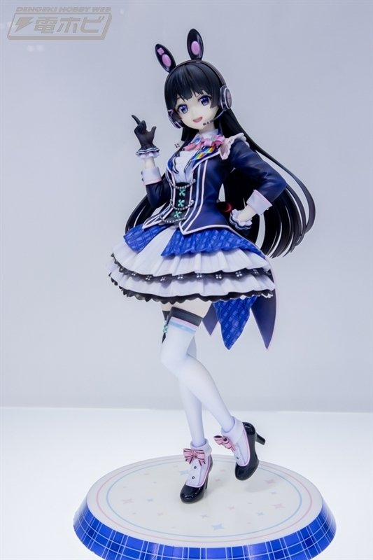 にじさんじ』月ノ美兎、剣持刀也、笹木咲、椎名唯華フィギュアが にじさんじ』月ノ美兎、剣持刀也、笹木咲、椎名唯華フィギュアが