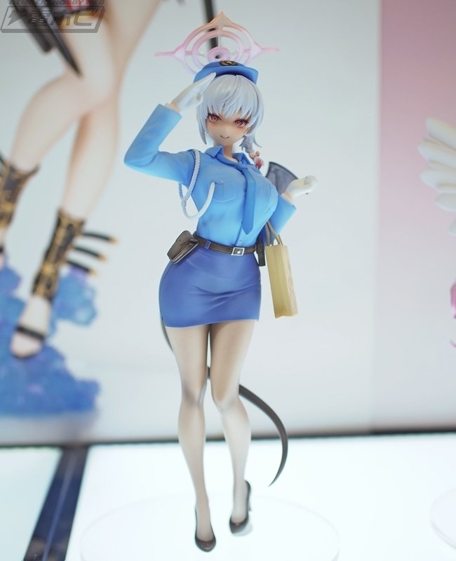 ブルアカ』トキ（バニーガール）、『フリーレン』フェルン