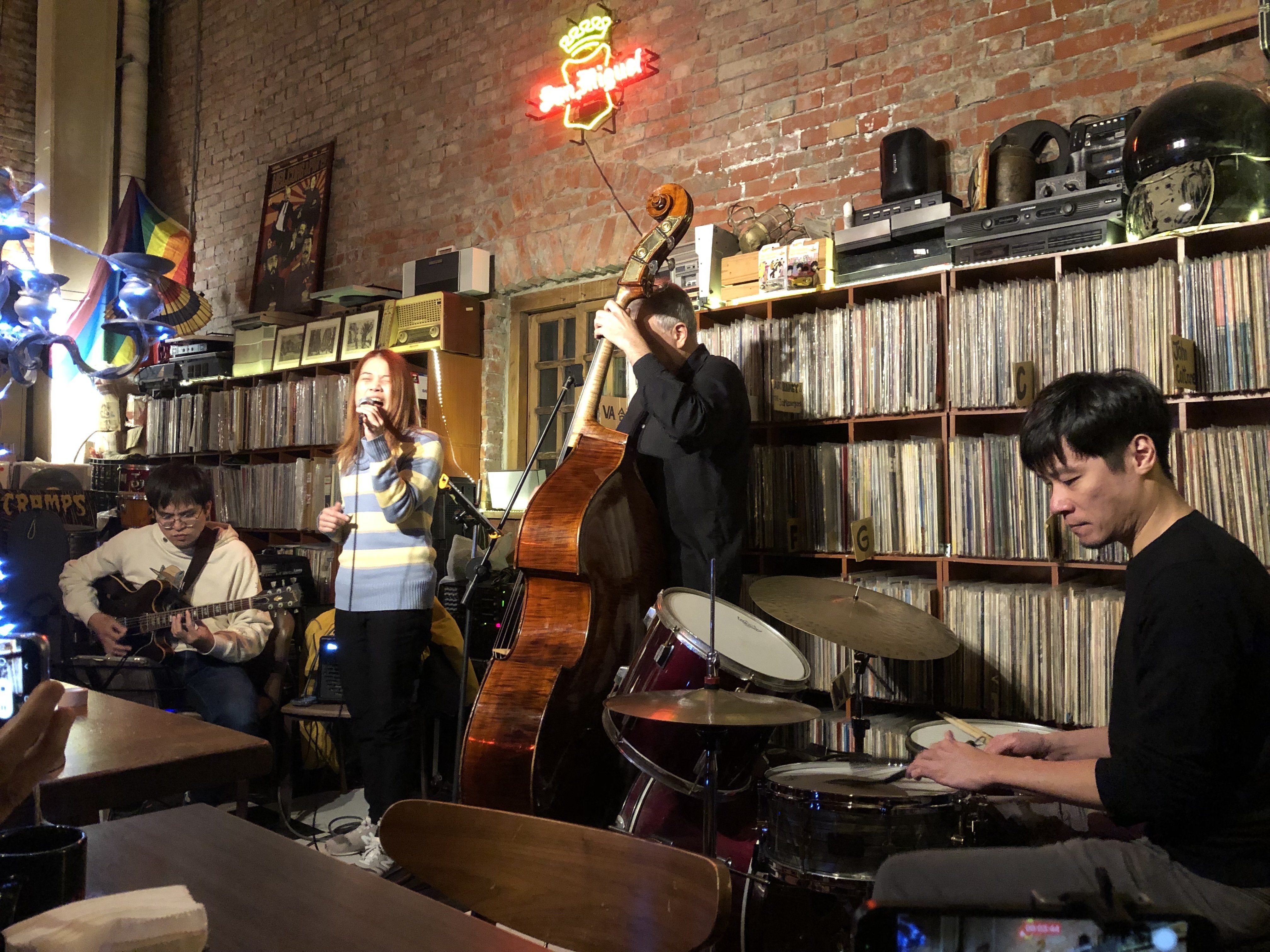 ジャズライブの聴けるカフェ｜島 裕之 Hiroyuki Shima