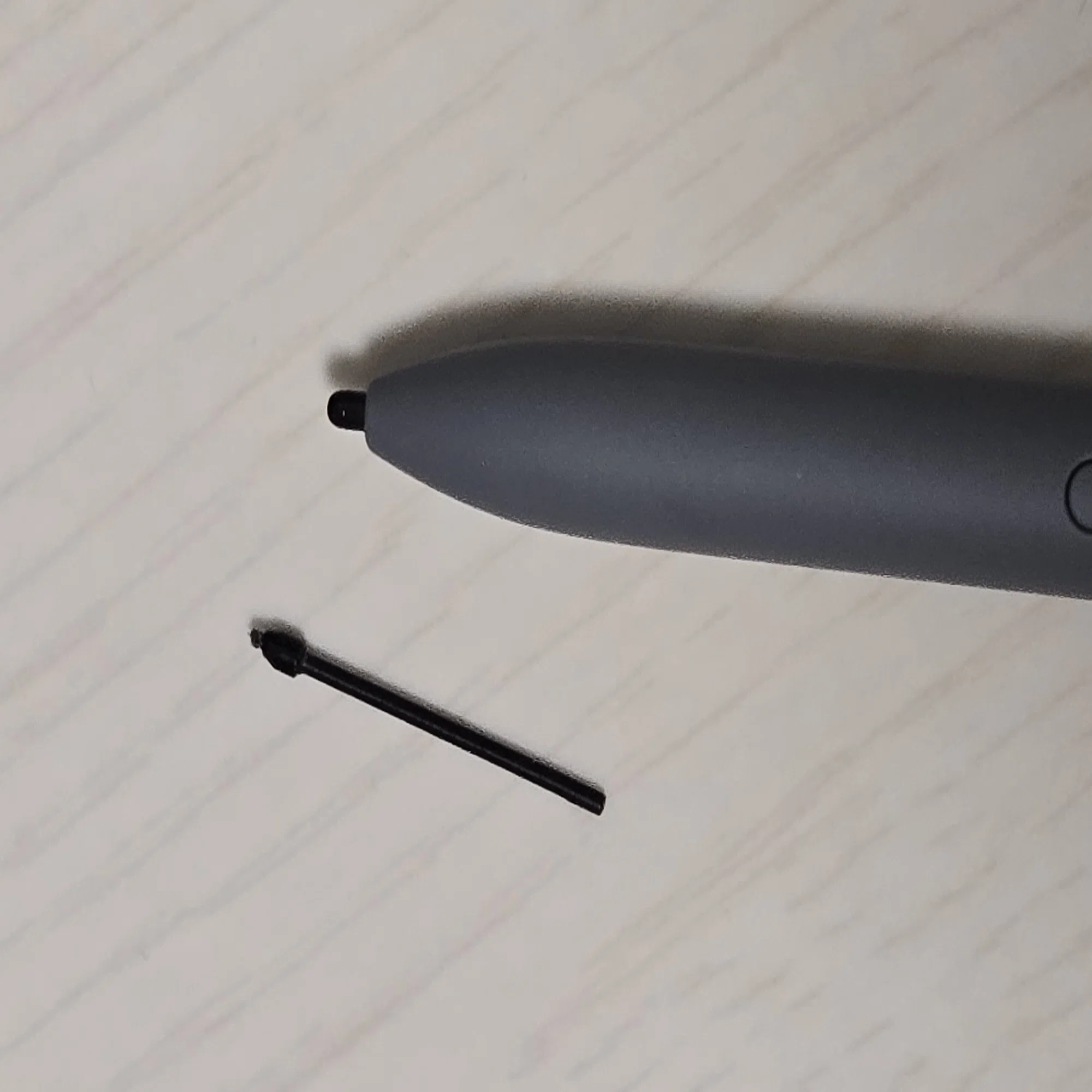 Galaxy Tab9 FE のSペンにはWacom Oneの替芯が使える｜そら