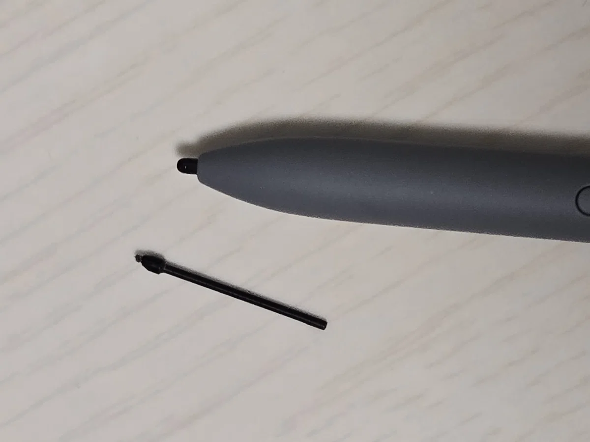 Galaxy Tab9 FE のSペンにはWacom Oneの替芯が使える｜そら