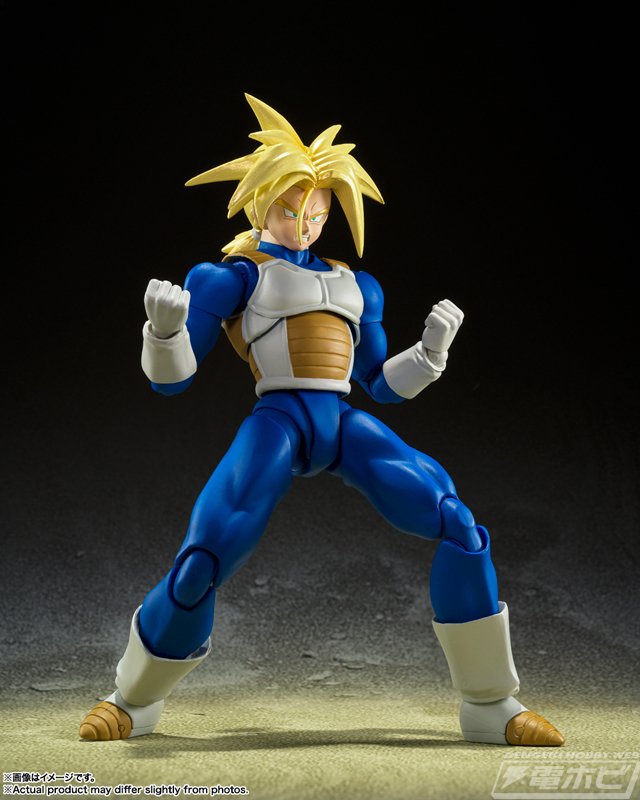 ドラゴンボールZ』フリーザ第一形態＆フリーザポッドとスーパーサイヤ