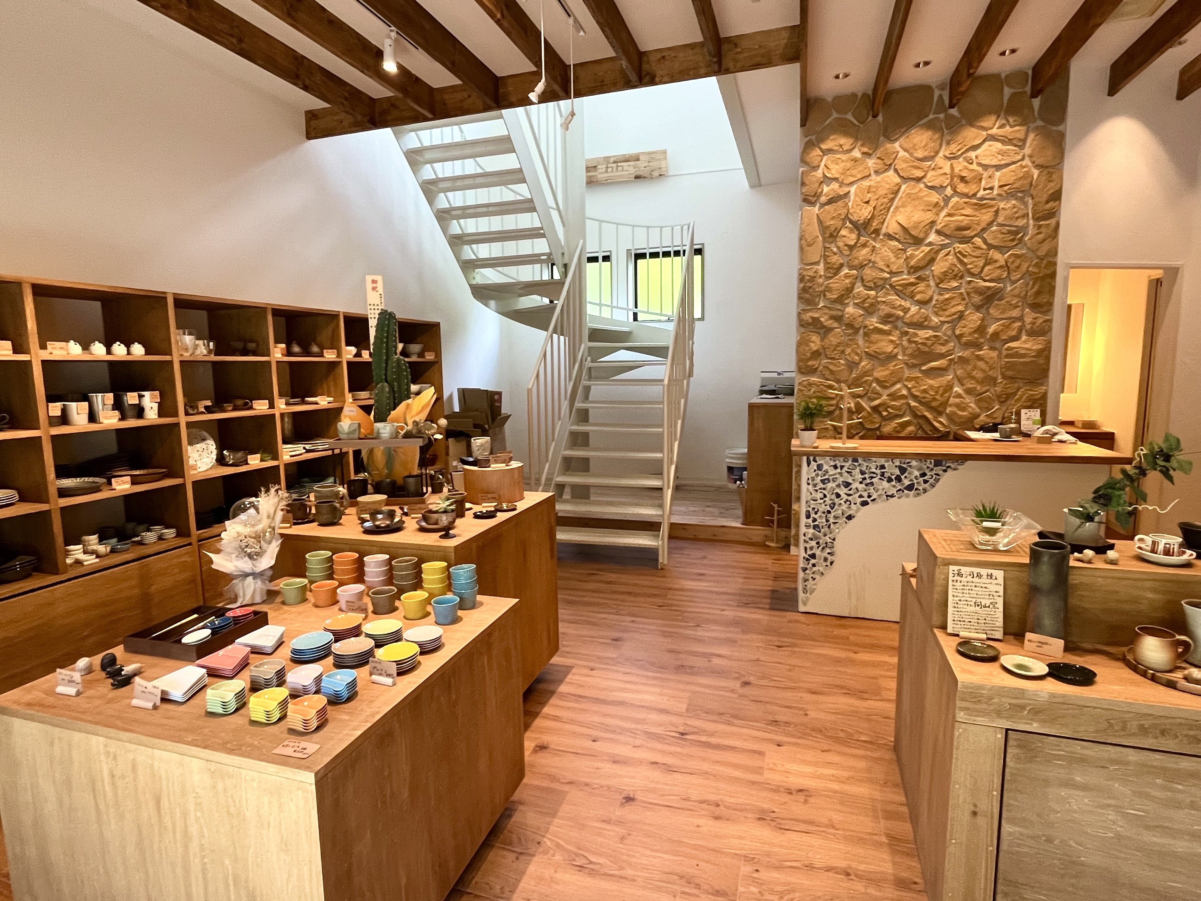 セレクトショップ「わわ」について｜うつわの三和堂