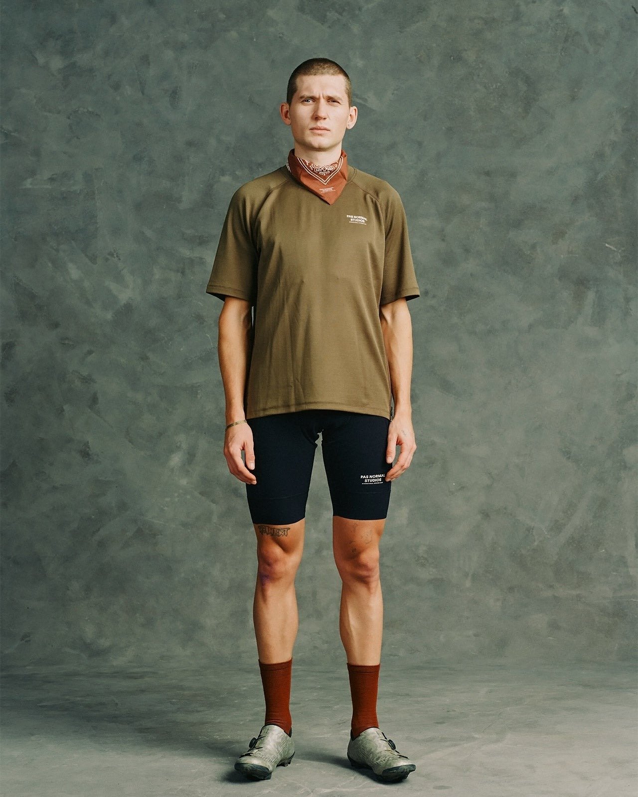 グラベルの為のサイクルウェア PAS NORMAL STUDIOS Escapism解説