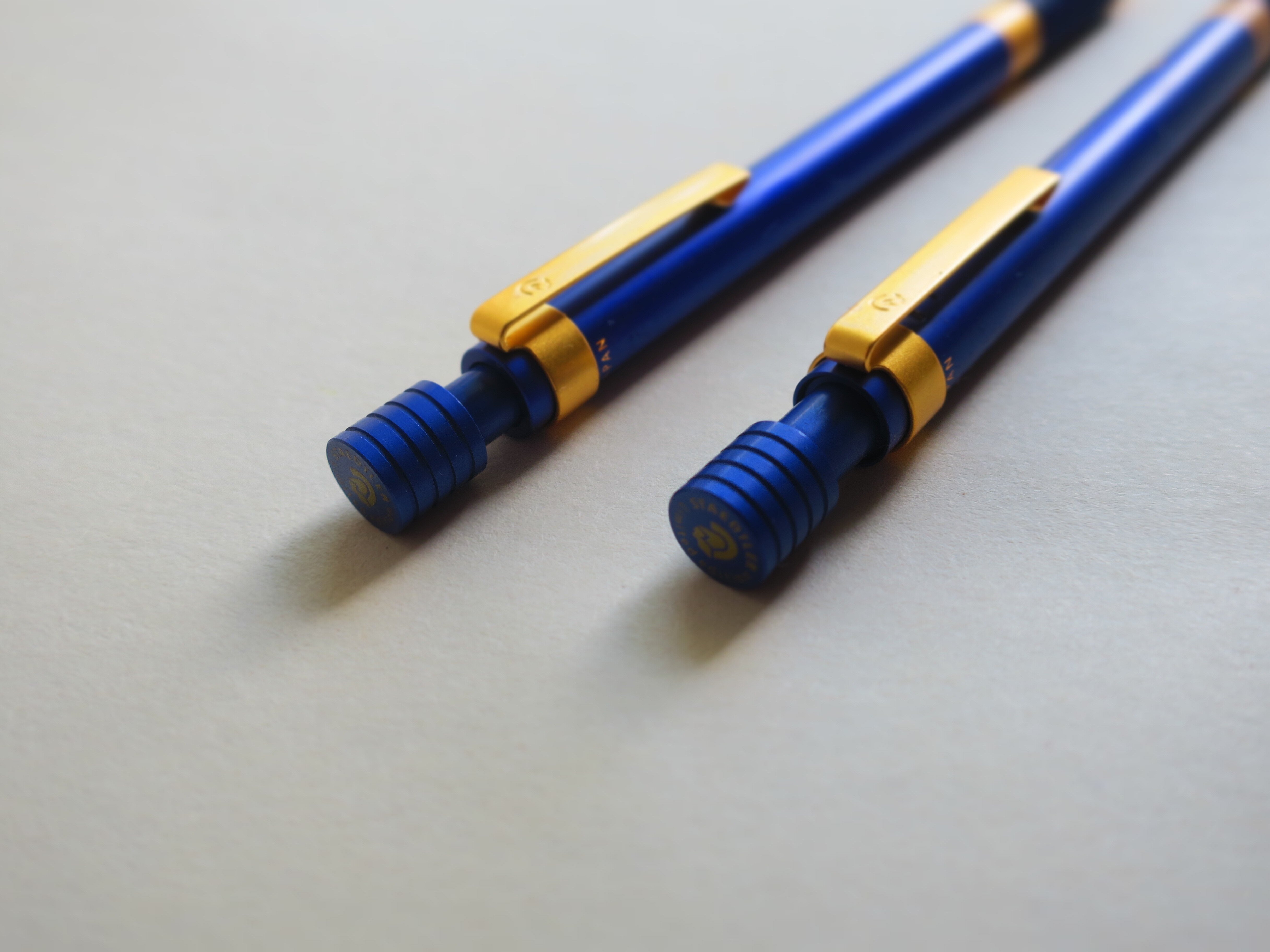 STAEDTLER 92535 42525 50th記念 ロイヤルブルー｜KotaKoiKa