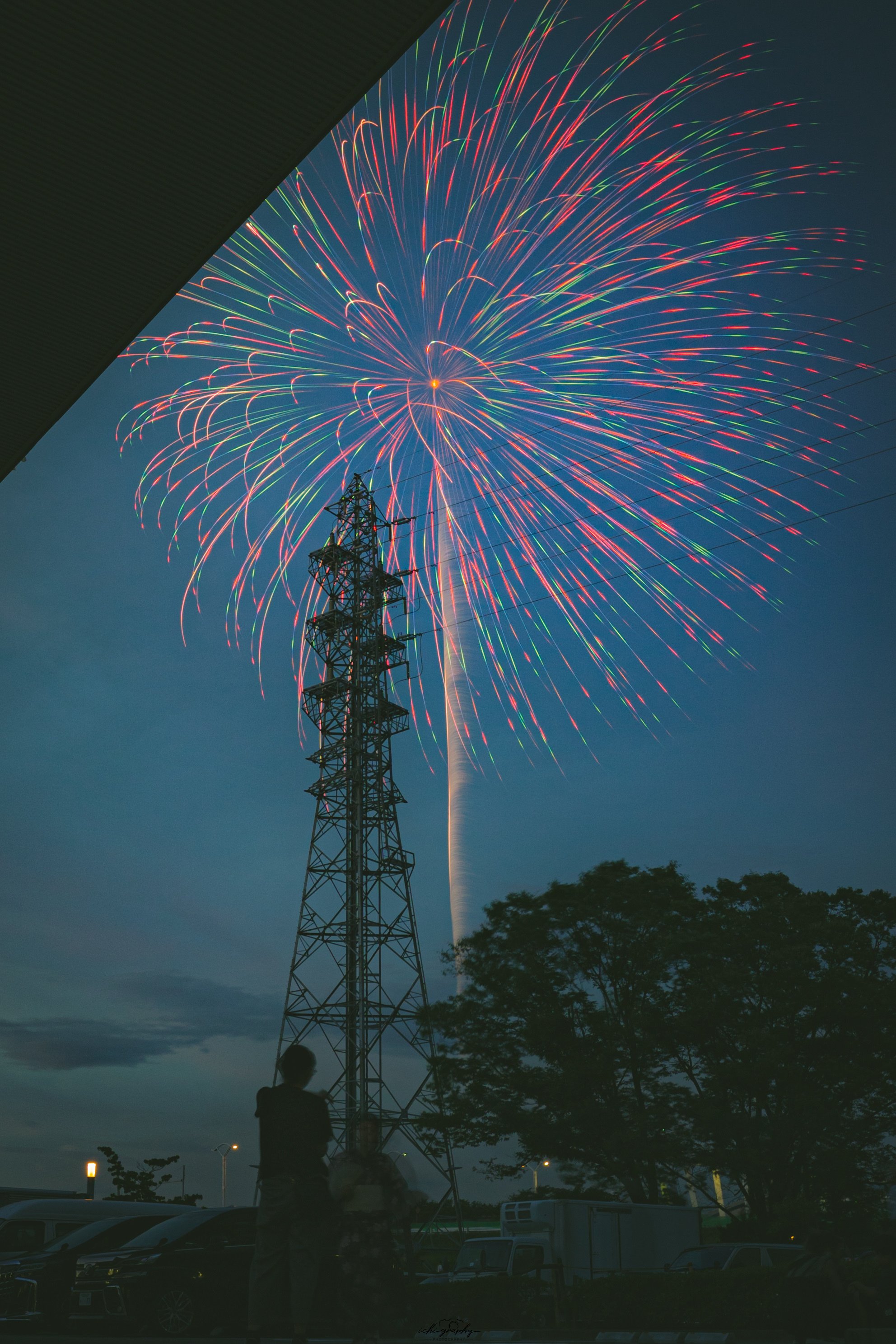 花火は冷えやすい 夏の花火撮影をマスターしよう｜ichi_graphy