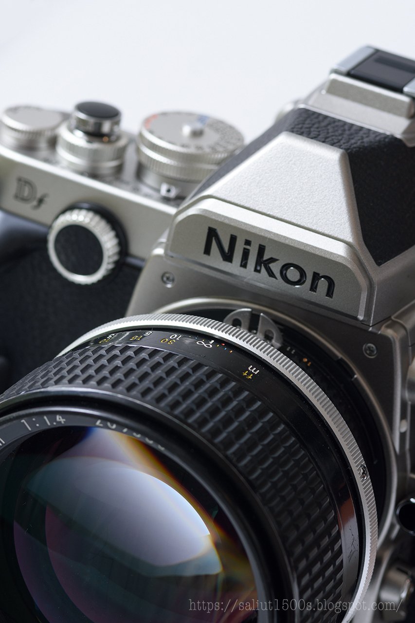 Ai Nikkor 85mm f1.4S Nikon マニュアルフォーカス ニッコールレンズのお話】AI Nikkor 85mm F1.4Sで撮る薄暮の町