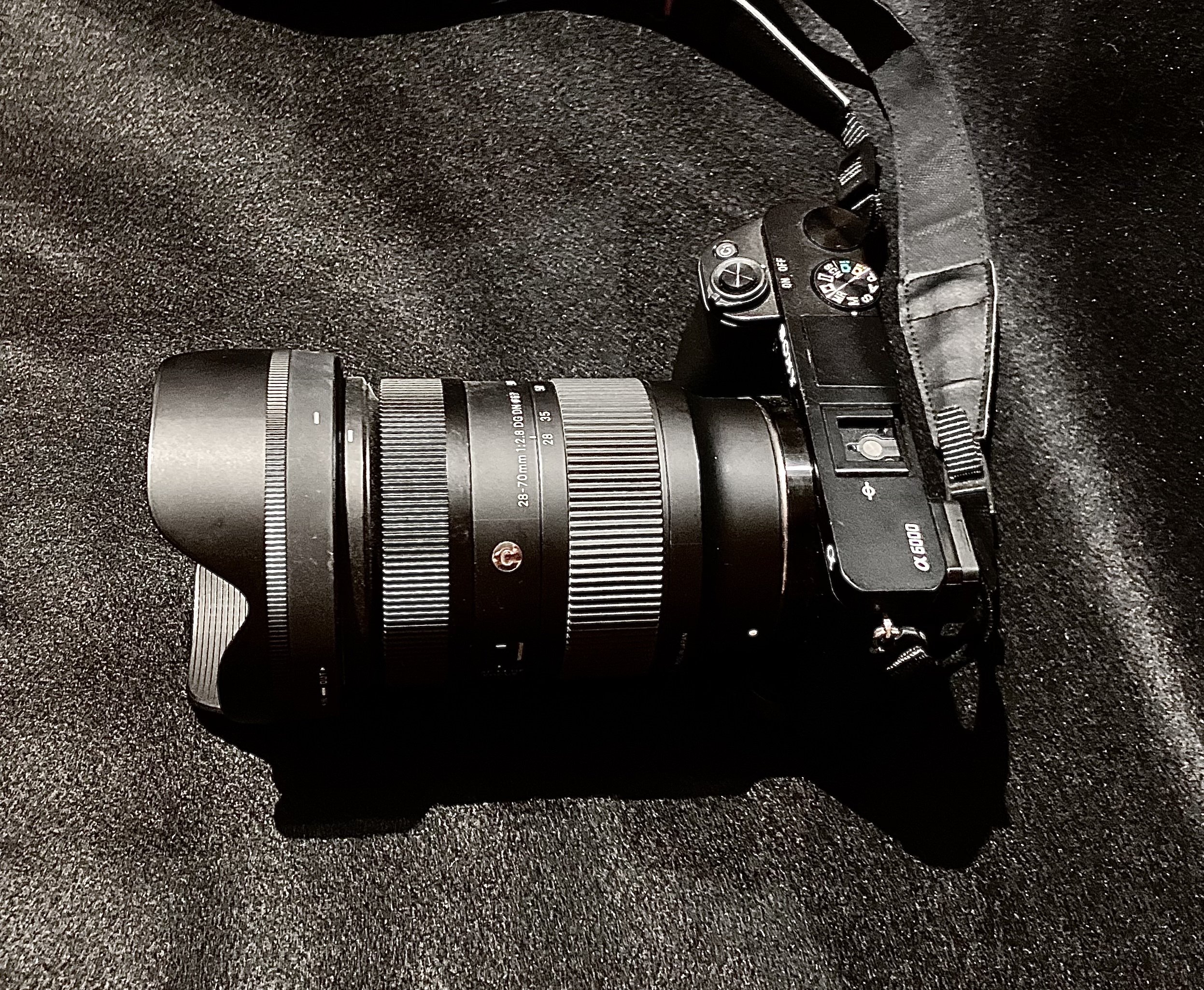 新人カメラマンのレンズレビュー】SIGMA 28-70mm f2.8 DG DNは 新人カメラマンのレンズレビュー】SIGMA 28-70mm f2.8 DG DNは