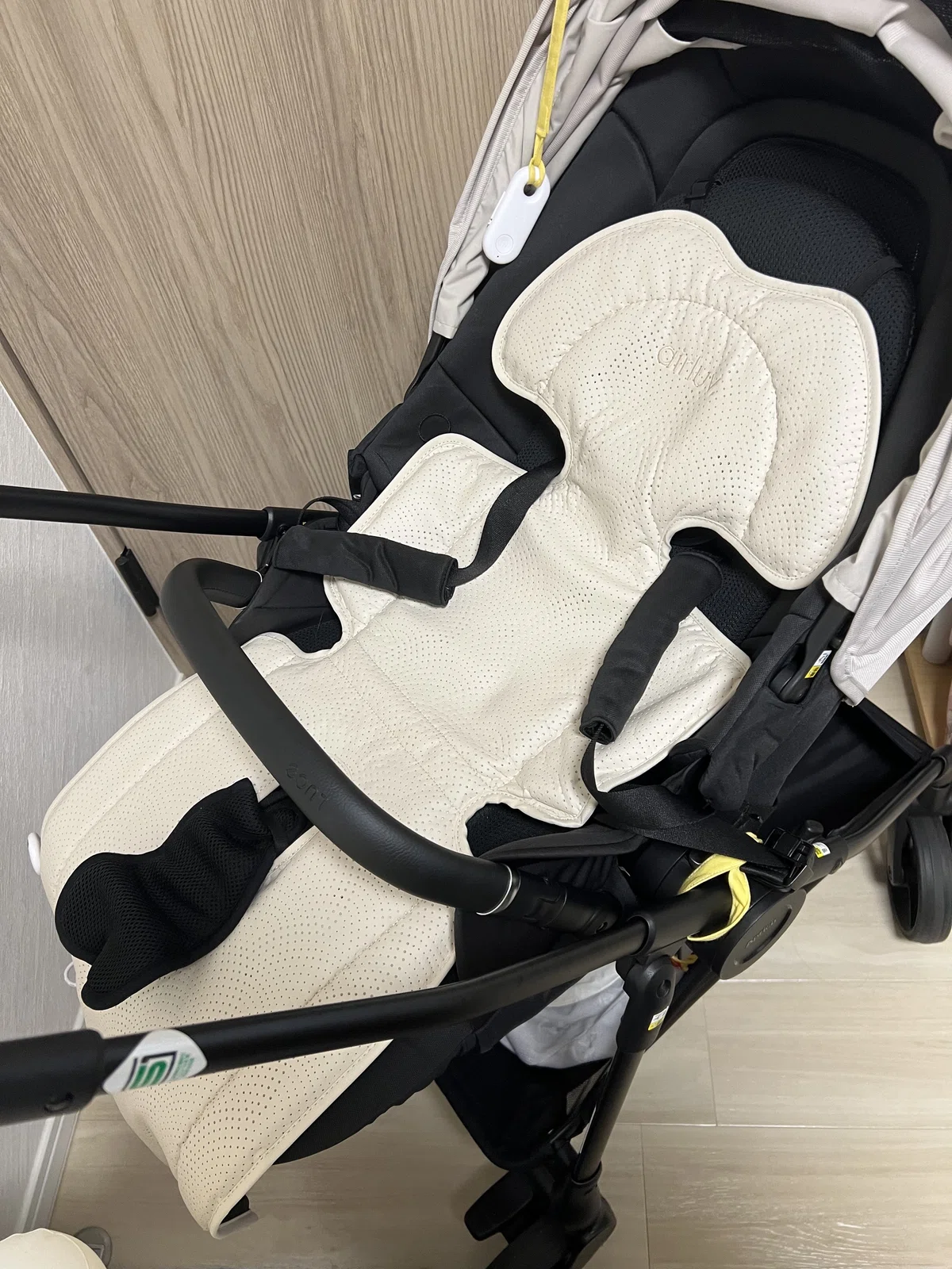 アップリカ ルーチェフリー ベビーカーレンタル アップリカルーチェ 