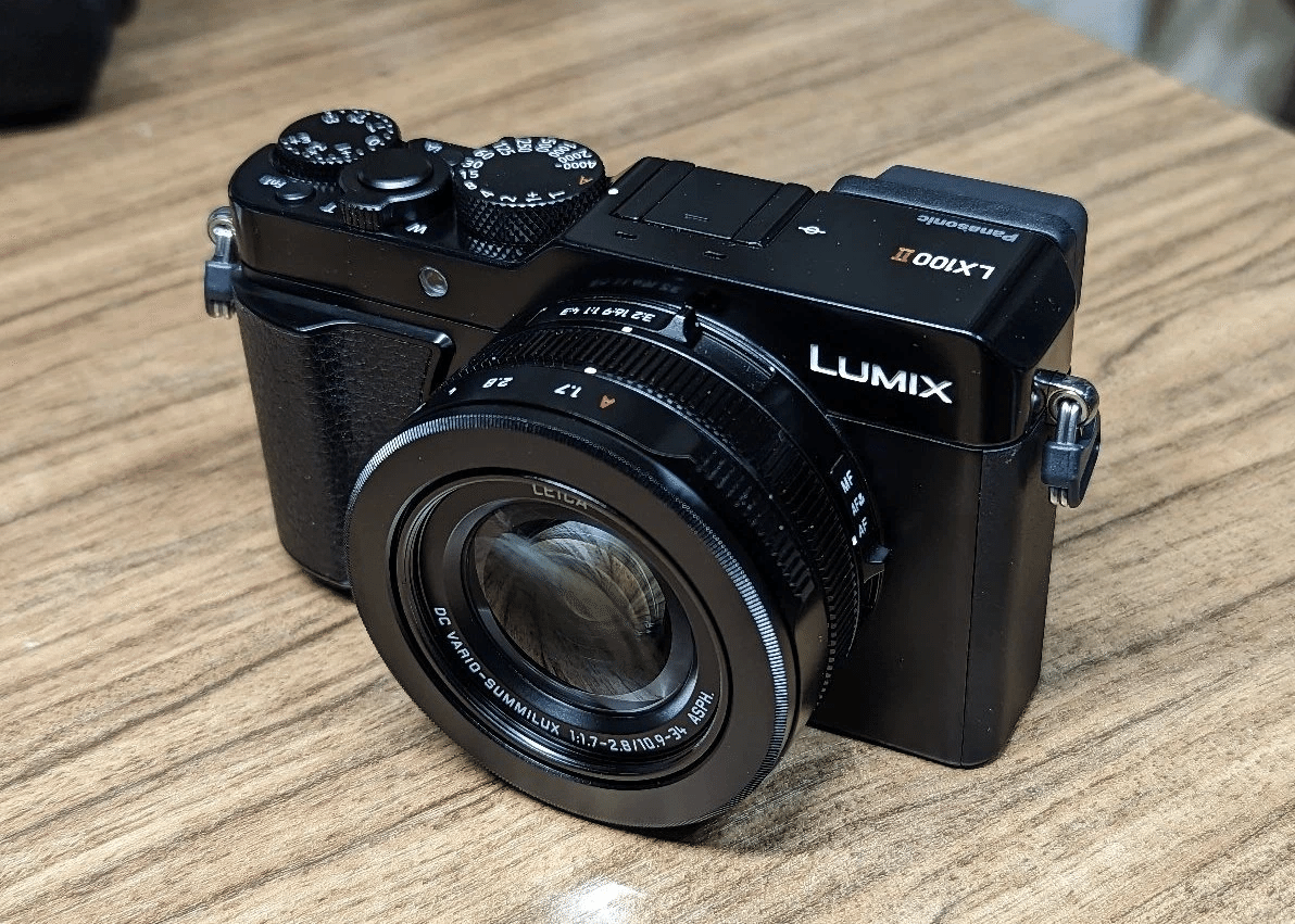 LUMIX DC-LX100M2につきまとう埃掃除との向き合い方|ざっかりー LUMIX DC-LX100M2につきまとう埃掃除との向き合い方|ざっかりー