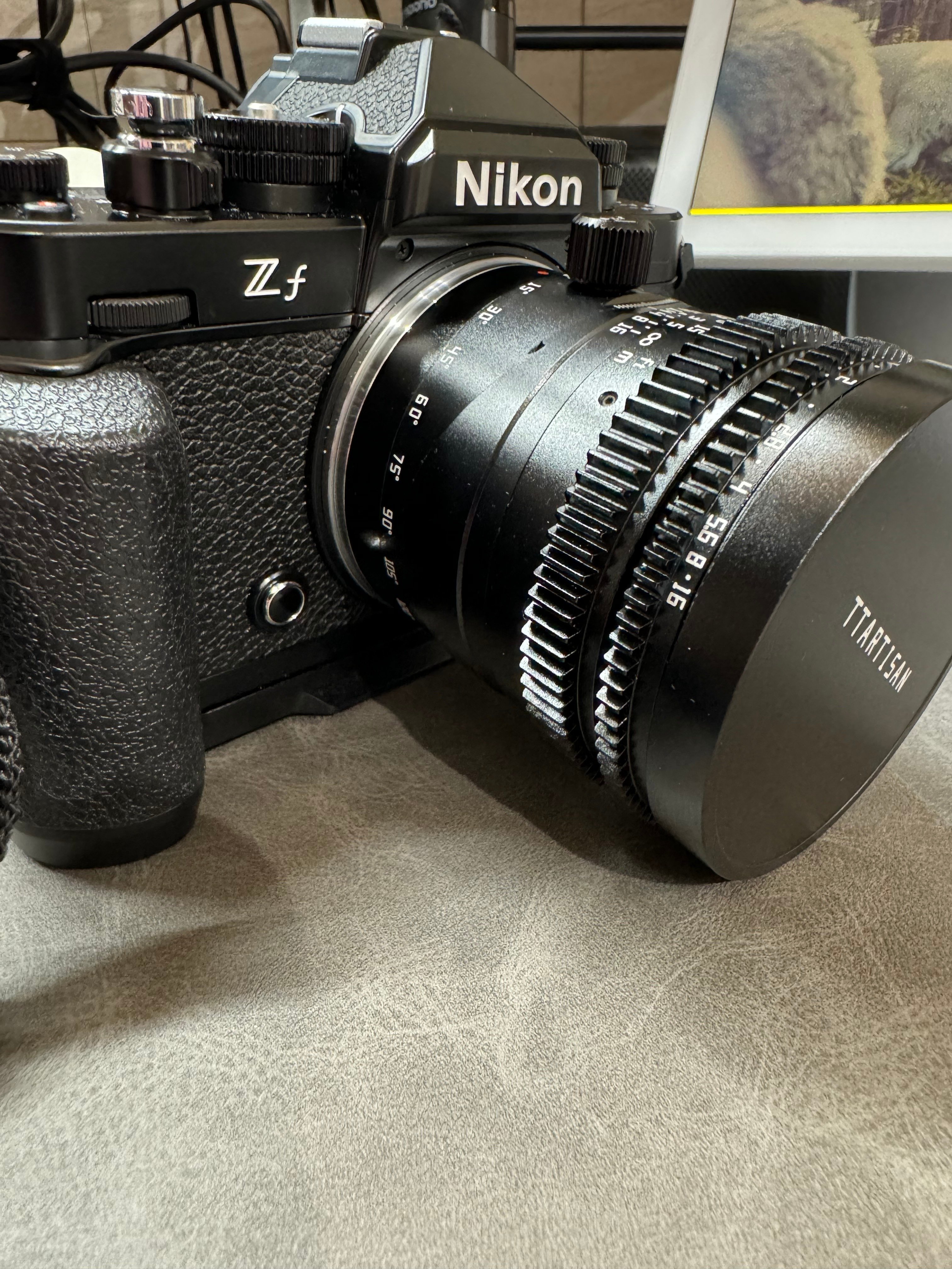 Nikon - 鹿122 / Niokn F ニコン フィルムカメラ Nikon - 鹿122 / Niokn F ニコン フィルムカメラ