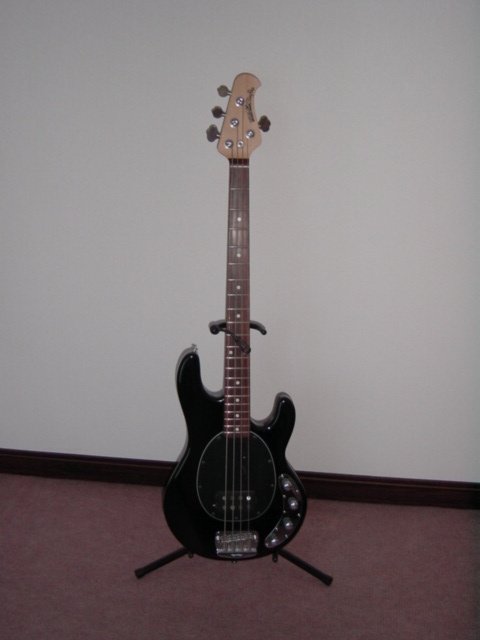 【ネック裏美品】Musicman stingray U.S.A【弦交換済】 ネック裏美品】Musicman stingray U.S.A【弦交換済】 - メルカリ