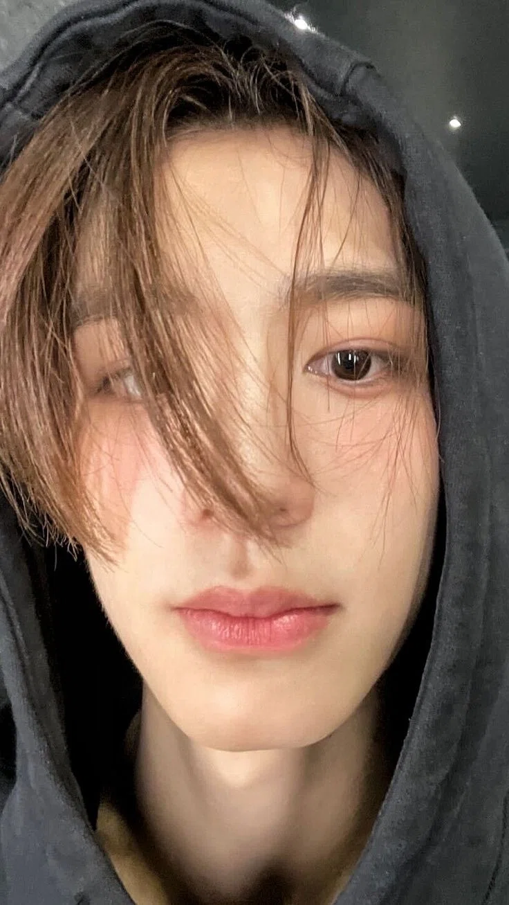 BOYNEXTDOOR (ボネクド) イハン ๑ ᴖ ◡ ᴖ ๑｜₊. 🐈‍⬛ ₊ ˚⊹˙