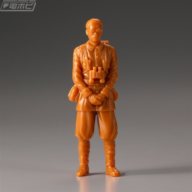 海洋堂 1/35 グローサーフント　マスカレード　黄　完成品マシーネンクリーガー 海洋堂 1/35 グローサーフント マスカレード 黄 完成品