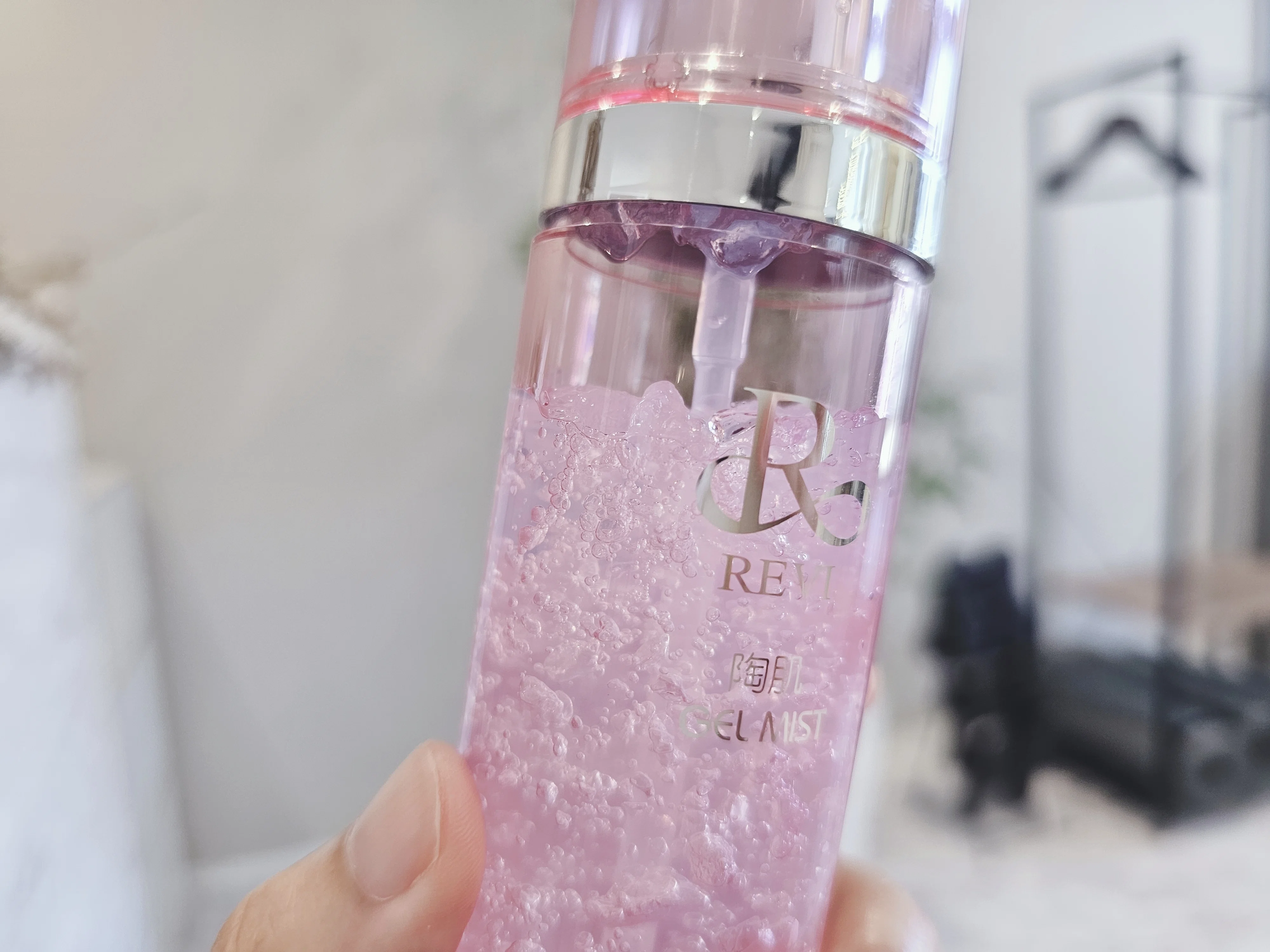 ツインコンセントレイト＆陶肌ジェルミスト REVI陶肌ジェルミスト