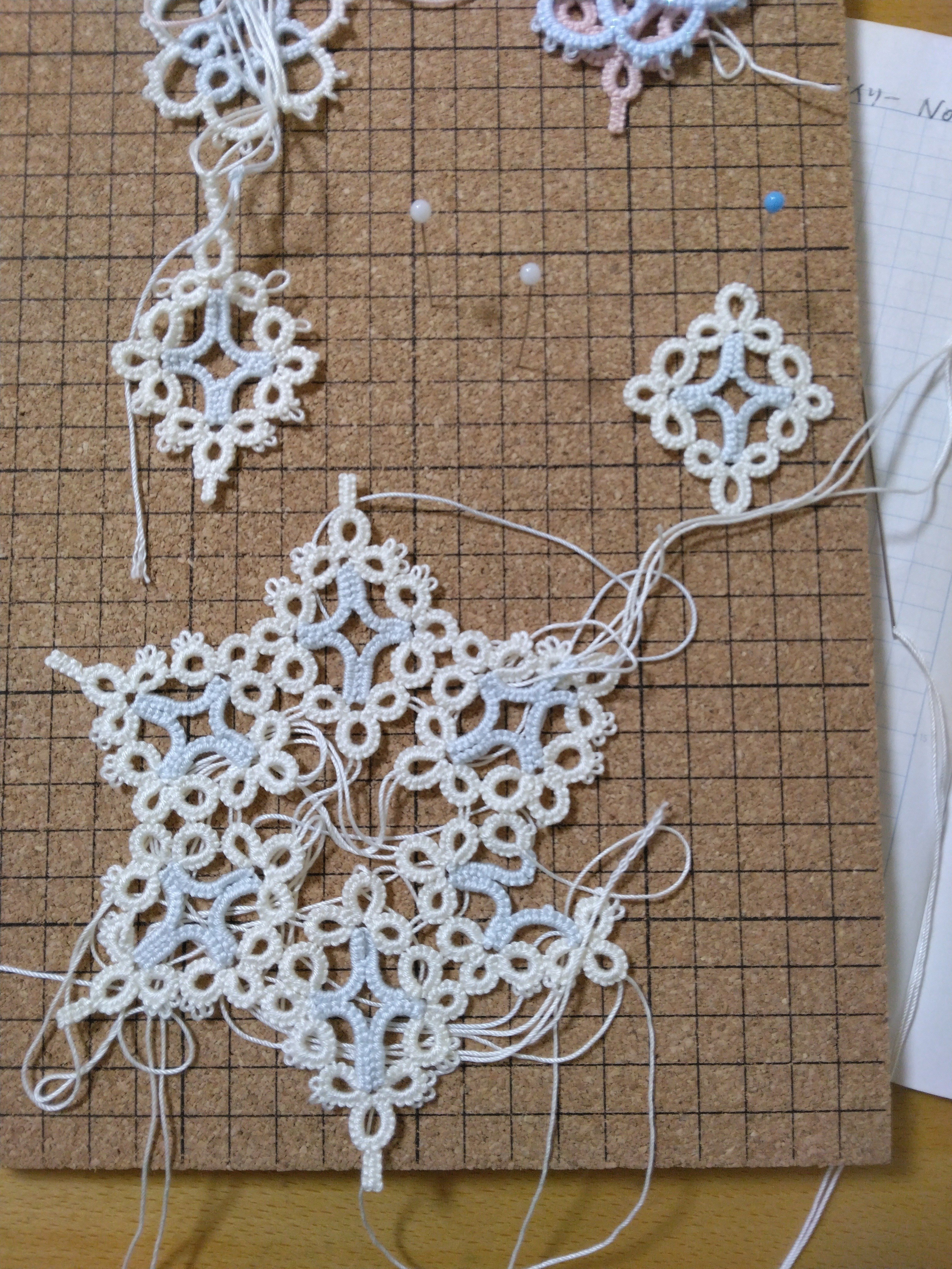 中国結びのテキストブック　ハンドメイド　マクラメ　タティングレース 中国結びのテキストブックハンドメイドマクラメタティングレース