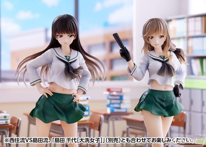 ガルパン』大洗女子制服を着こなす西住しほと島田千代の ガルパン』大洗女子制服を着こなす西住しほと島田千代の
