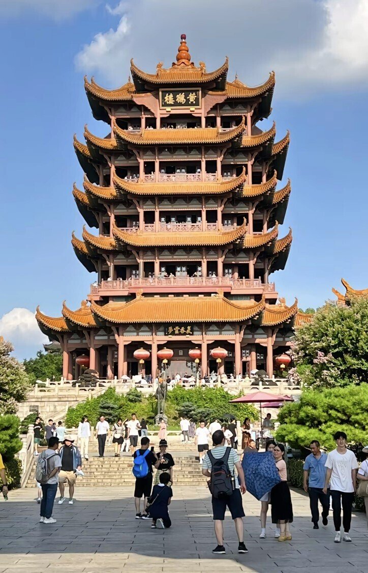 Sky❗️〜毎日1回空を見上げよう！@武漢『黄鶴楼』｜アオムシン(中国