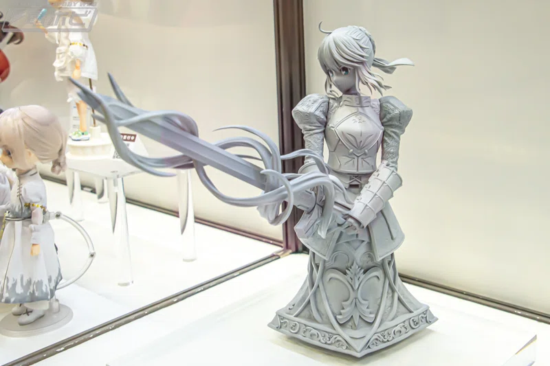 大迫力1/4スケールのセイバーやカドックのねんどろいどなどフィギュア