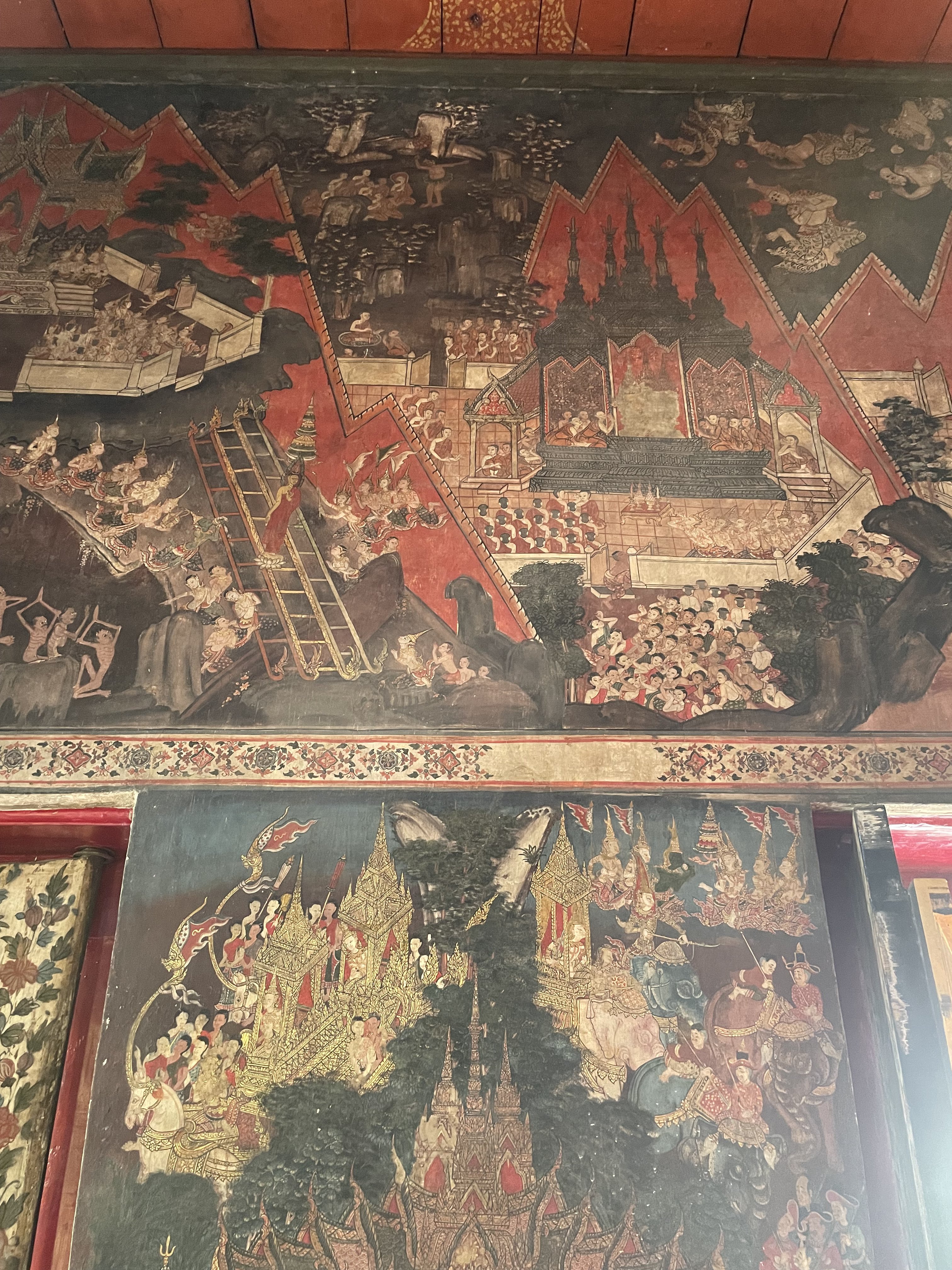 ワットチャイヤティット】ホラーみが強すぎる扉絵「乙女の果実が