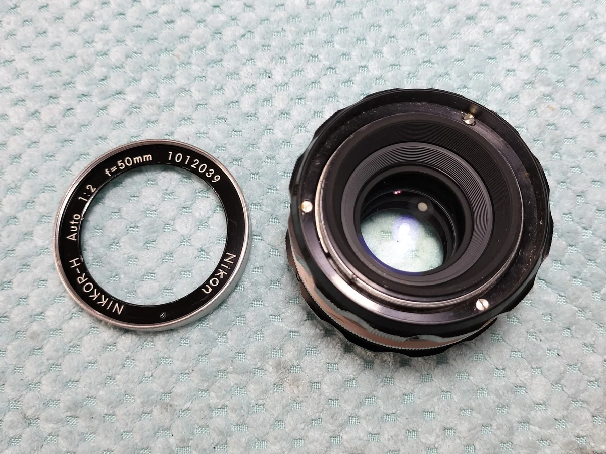 Nikon Nikkor-H 50mm F/2の分解｜フィルムカメラ修理のアクアカメラ