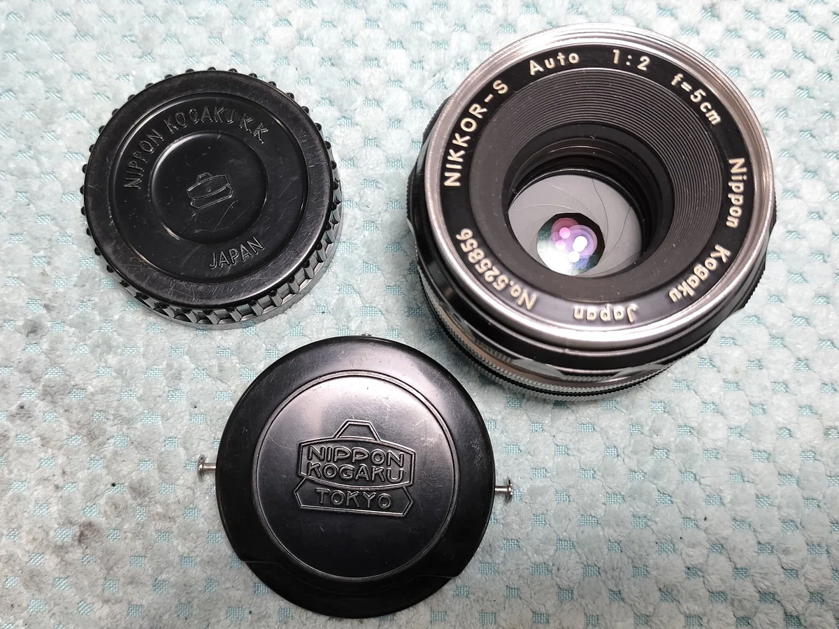 Nikon Nikkor-H 50mm F/2の分解｜フィルムカメラ修理のアクアカメラ