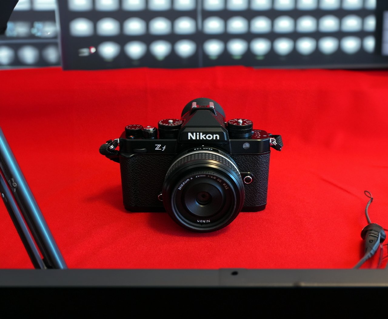 ニコン nikon ZF カメラ 新品)Nikon (ニコン) Z f ボディ ブラック（商品ID