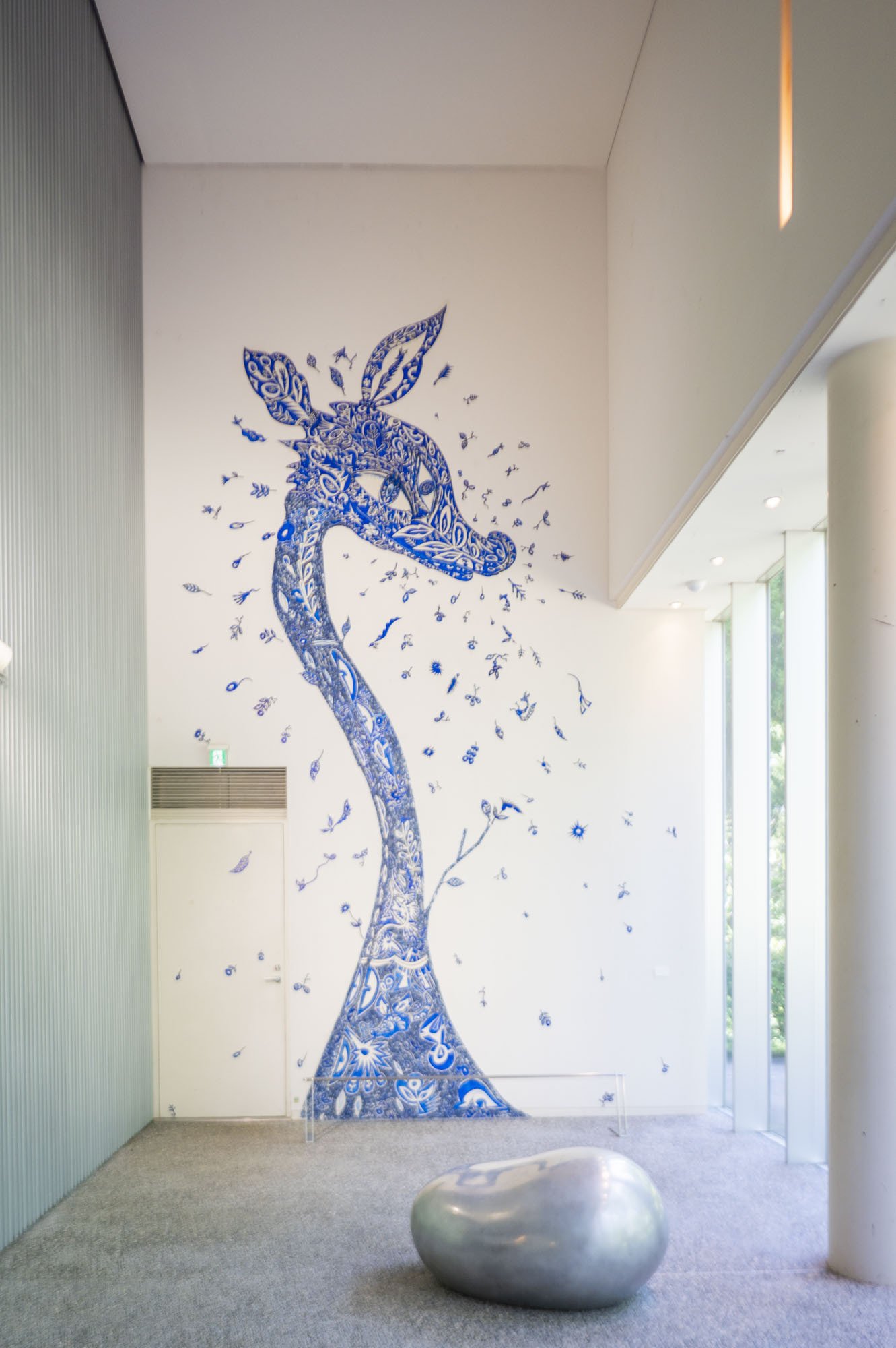 淺井裕介展 星屑の子どもたち」＆「小松宏誠展 光と影のモビール 海と